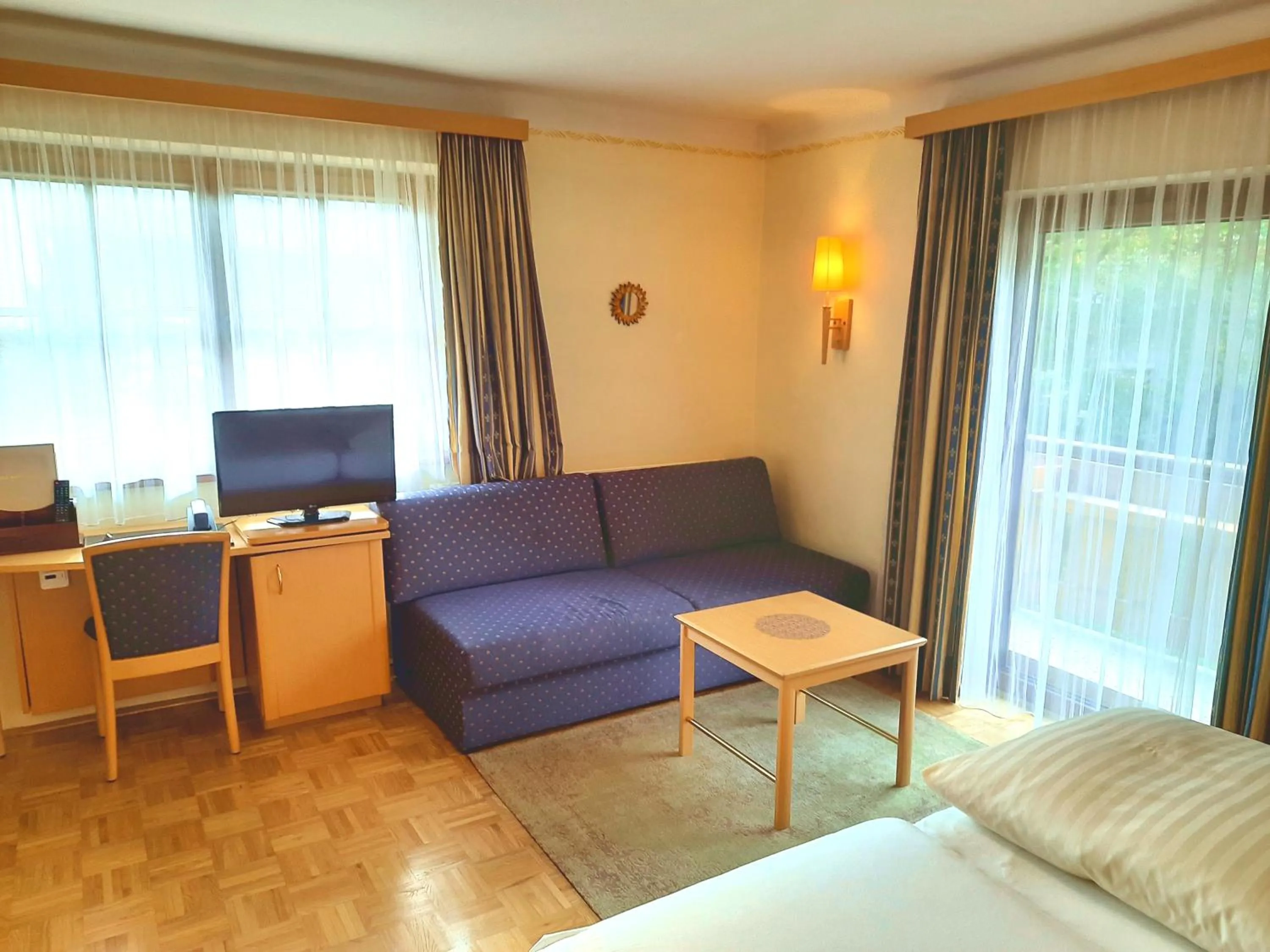 Photo of the whole room in Garten - Hotel Sallerhof