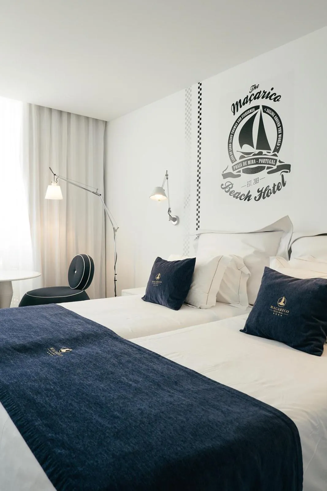 Bed in Macarico Beach Hotel