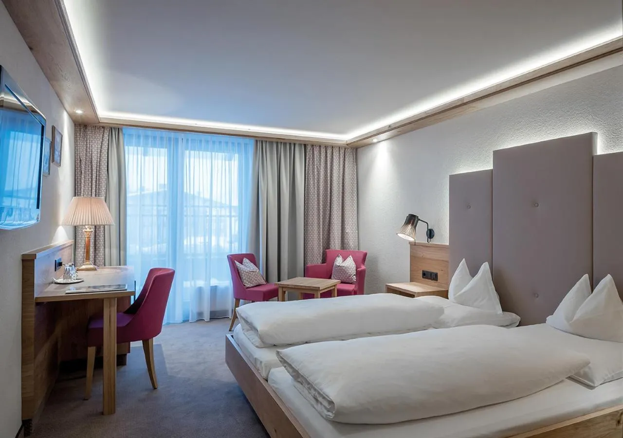 Photo of the whole room, Bed in Hotel Alpenland