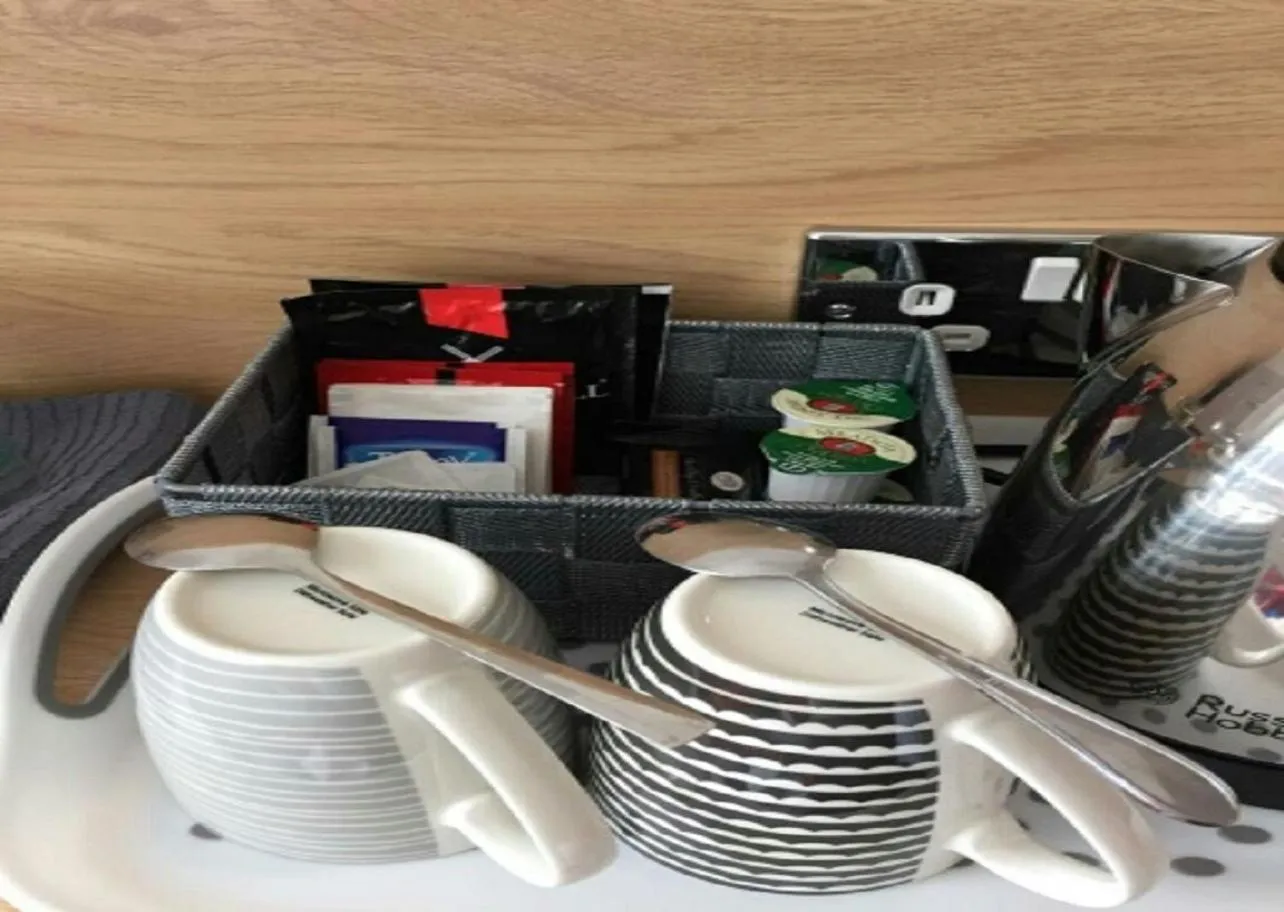 Coffee/tea facilities in The Beaucliffe Hotel