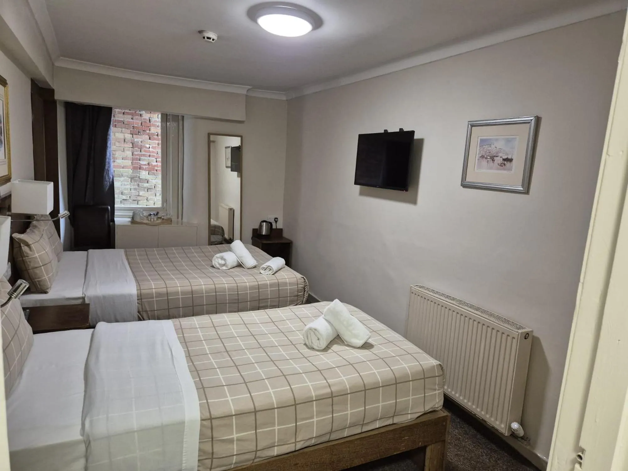 Bed in Glasgow House