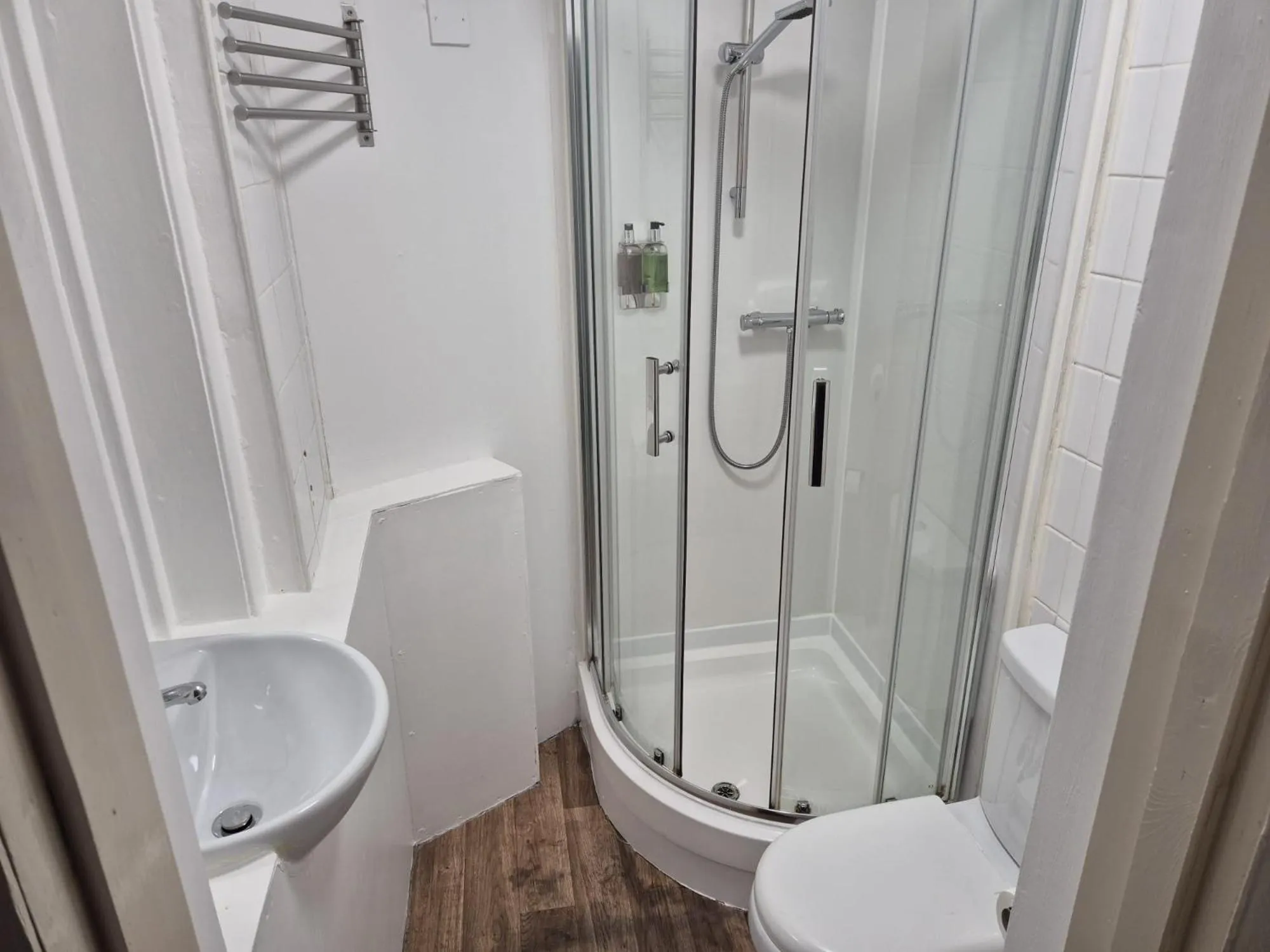 Bathroom in Glasgow House