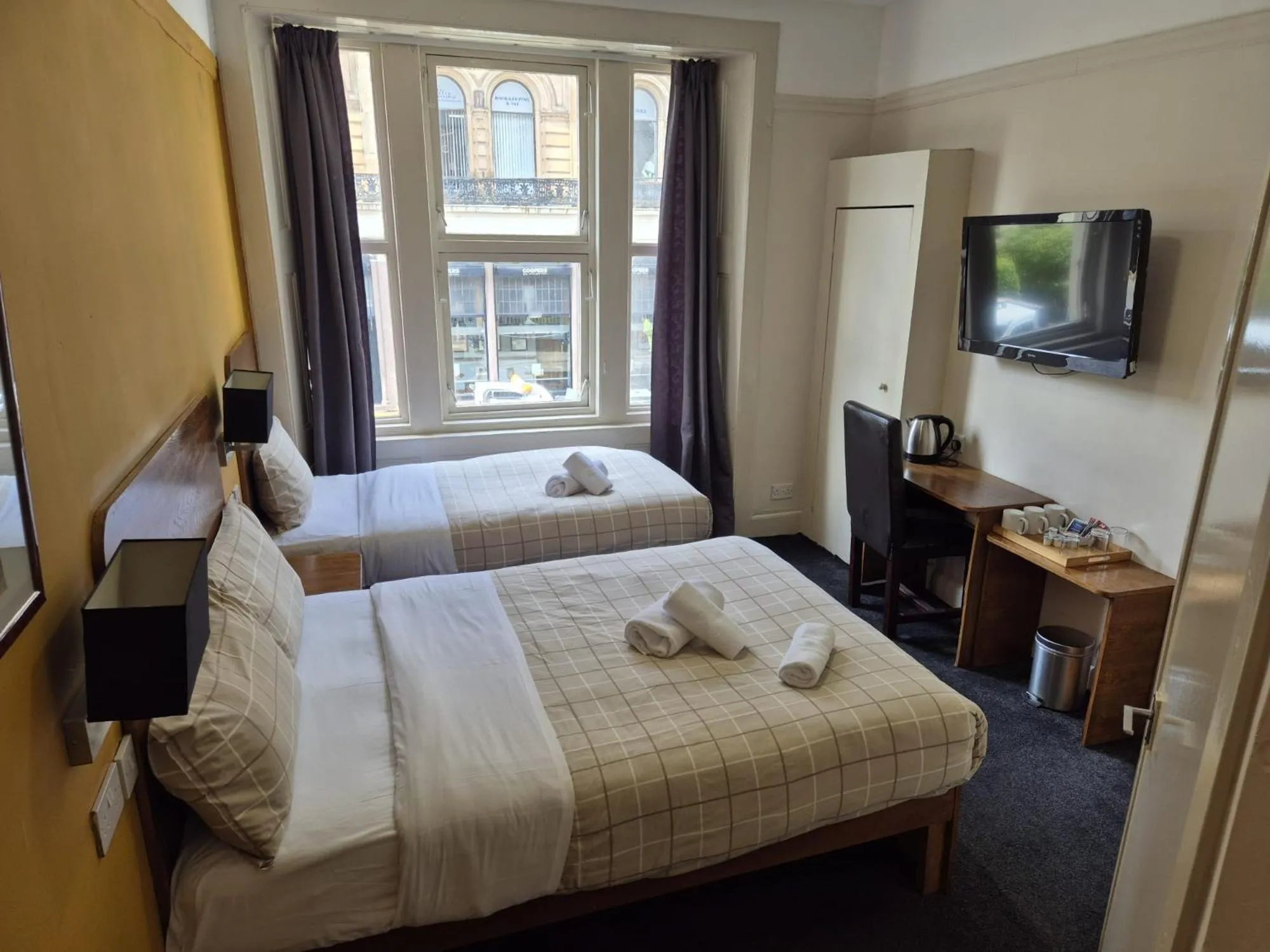 Bed in Glasgow House