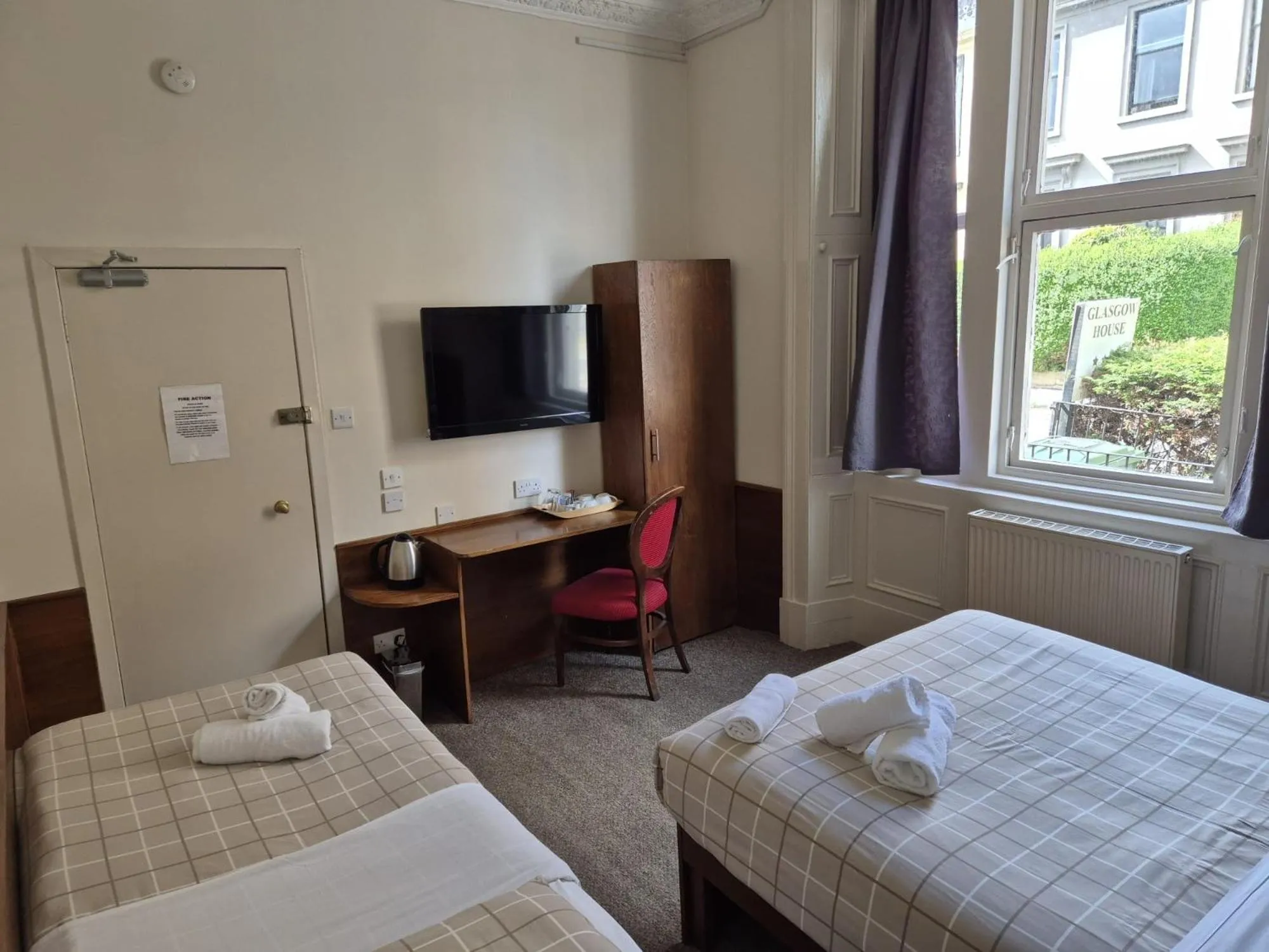 Bed in Glasgow House