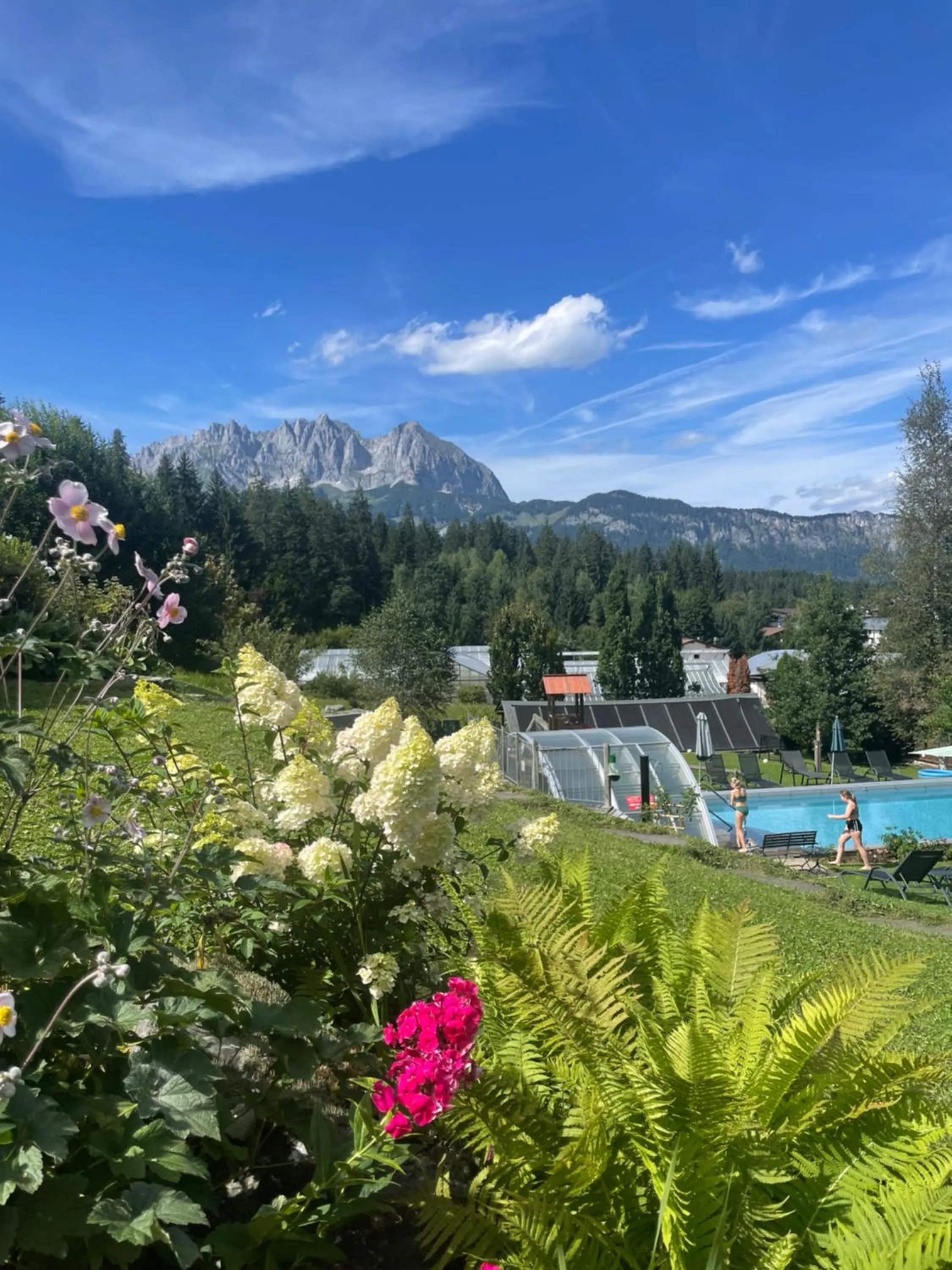 Garden in Gartenhotel Rosenhof bei Kitzbühel