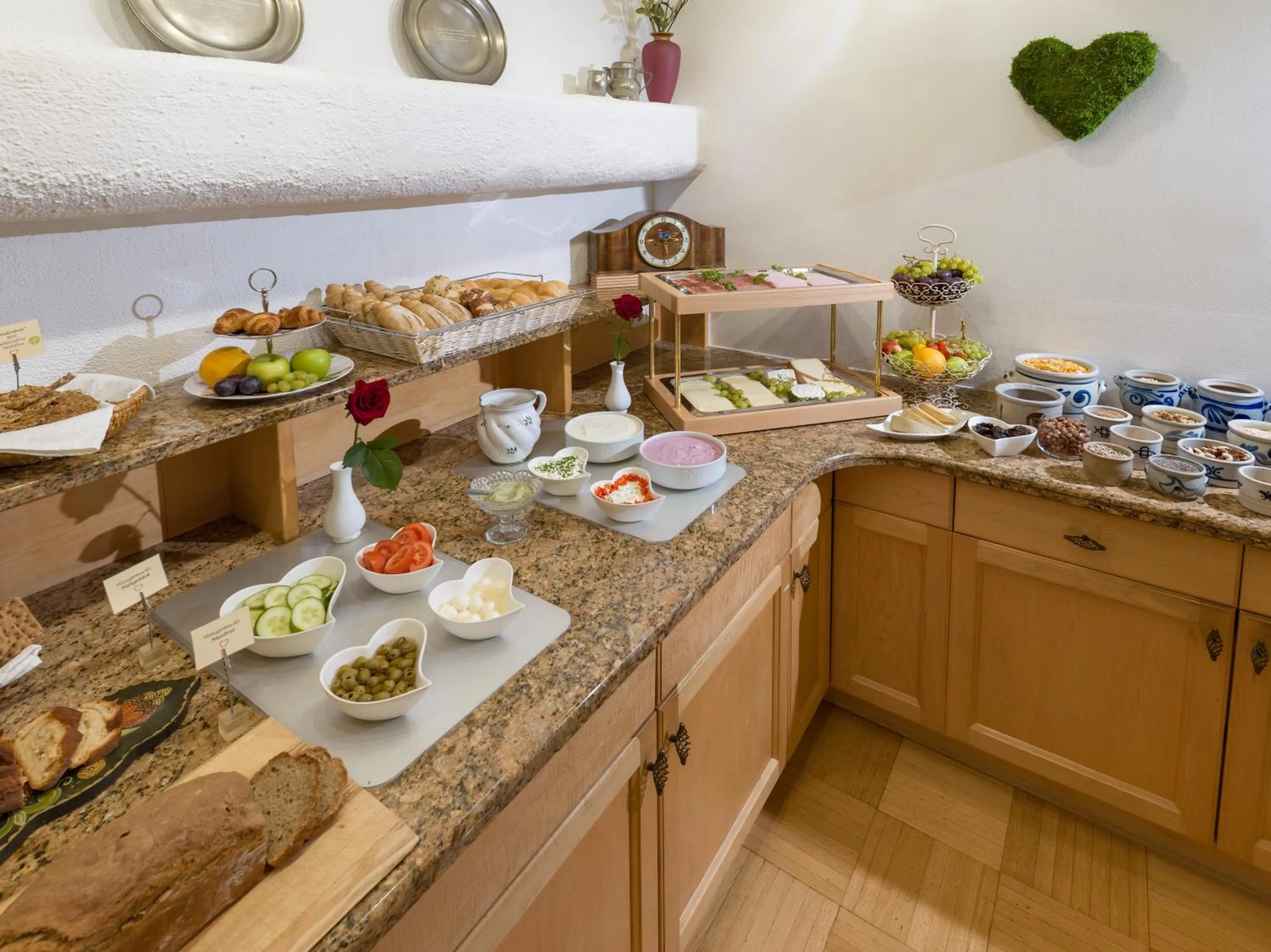 Breakfast in Gartenhotel Rosenhof bei Kitzbühel