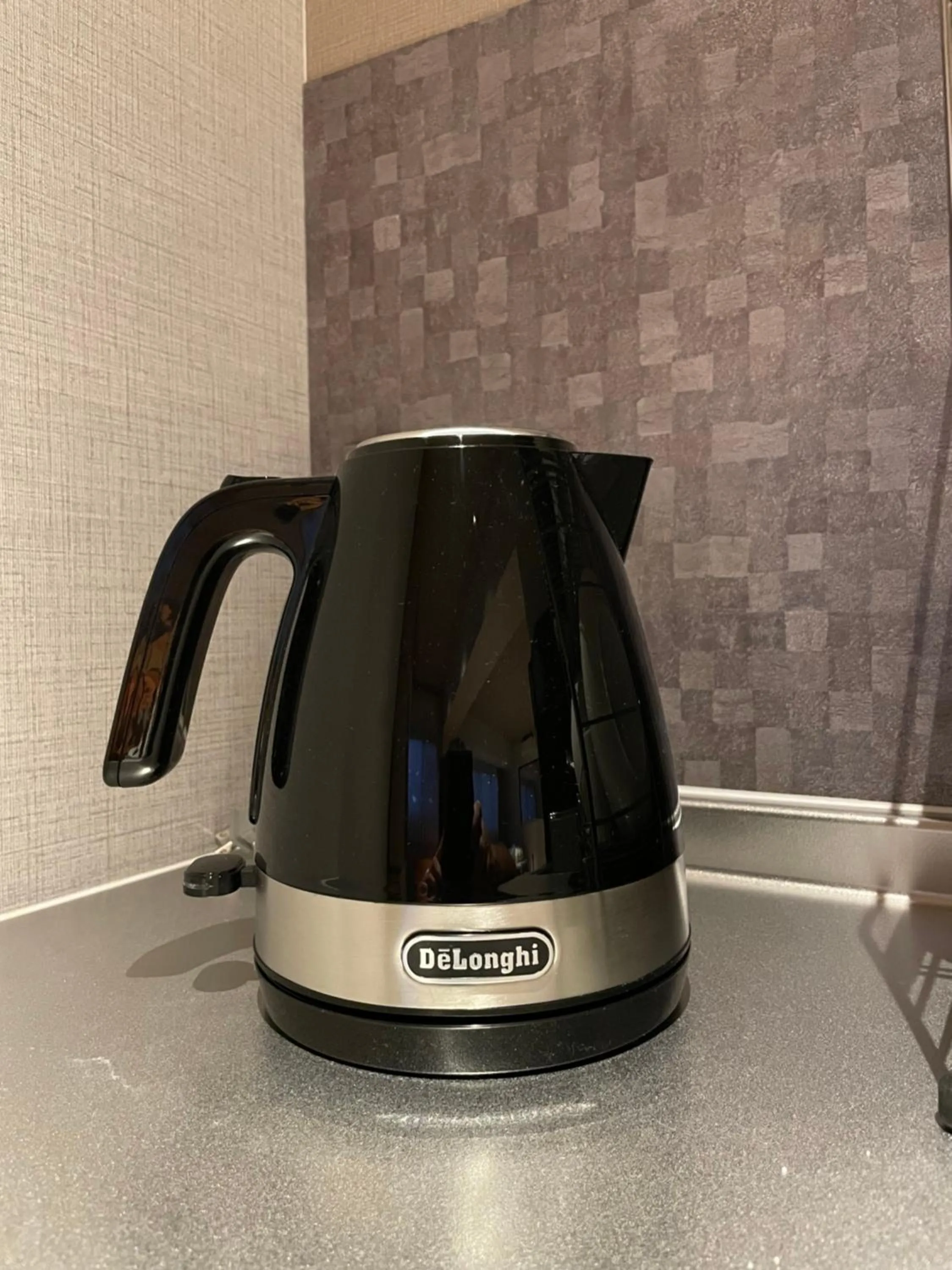 Coffee/tea facilities in Yukureba Maejima Hotel