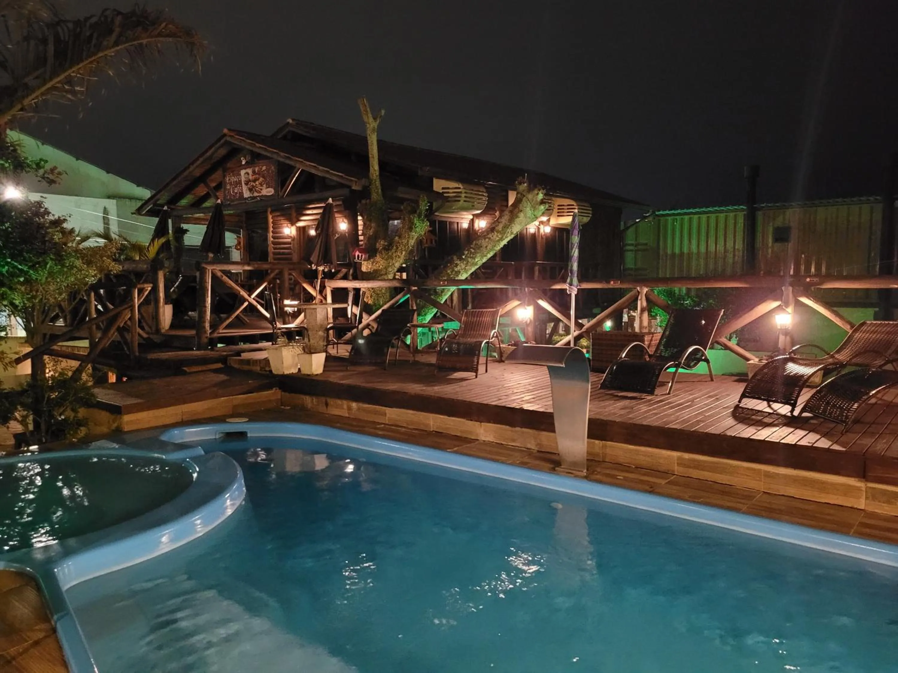 Pool view in Pousada Recanto do Aconchego