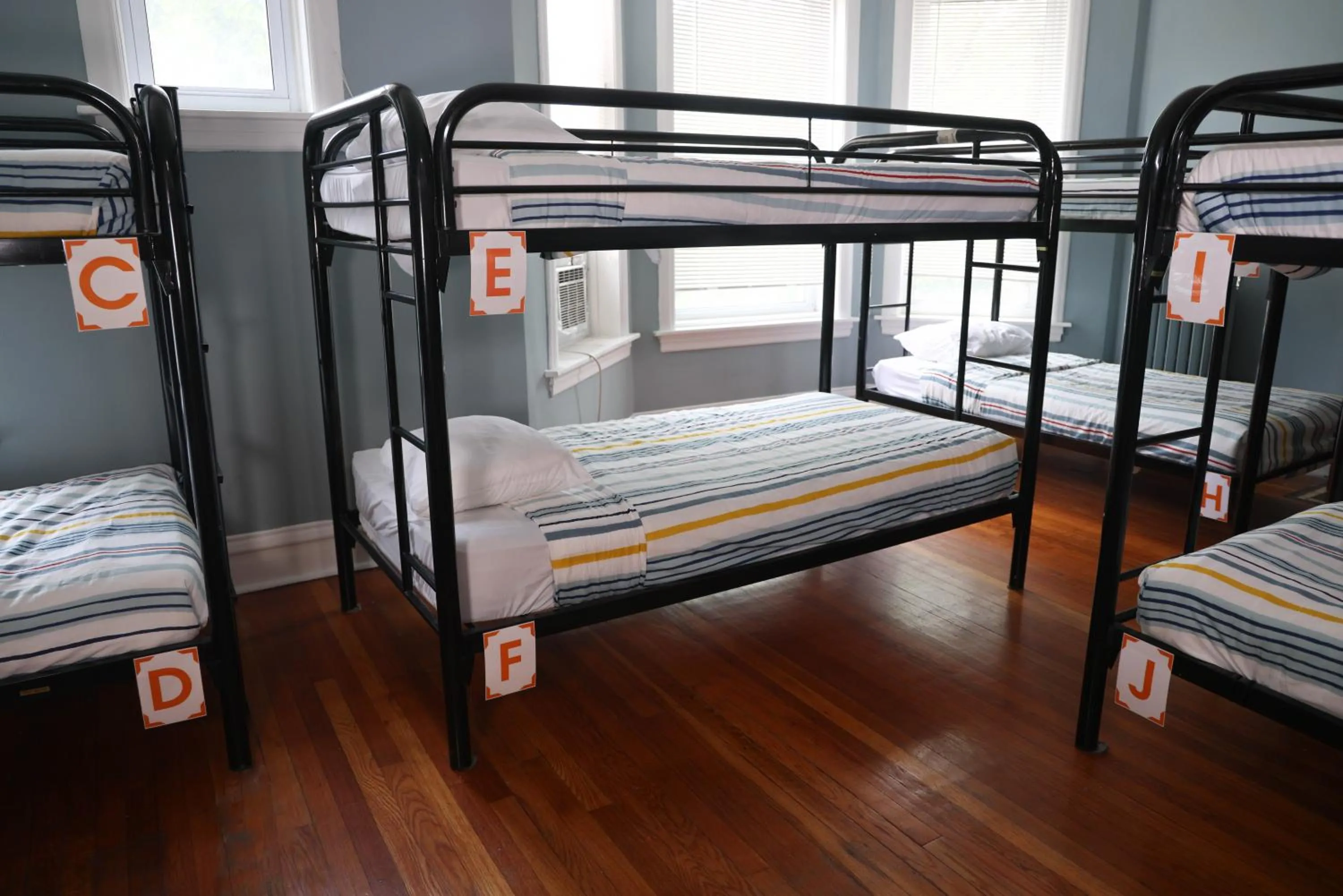 Bed in Wrigley Hostel - Chicago