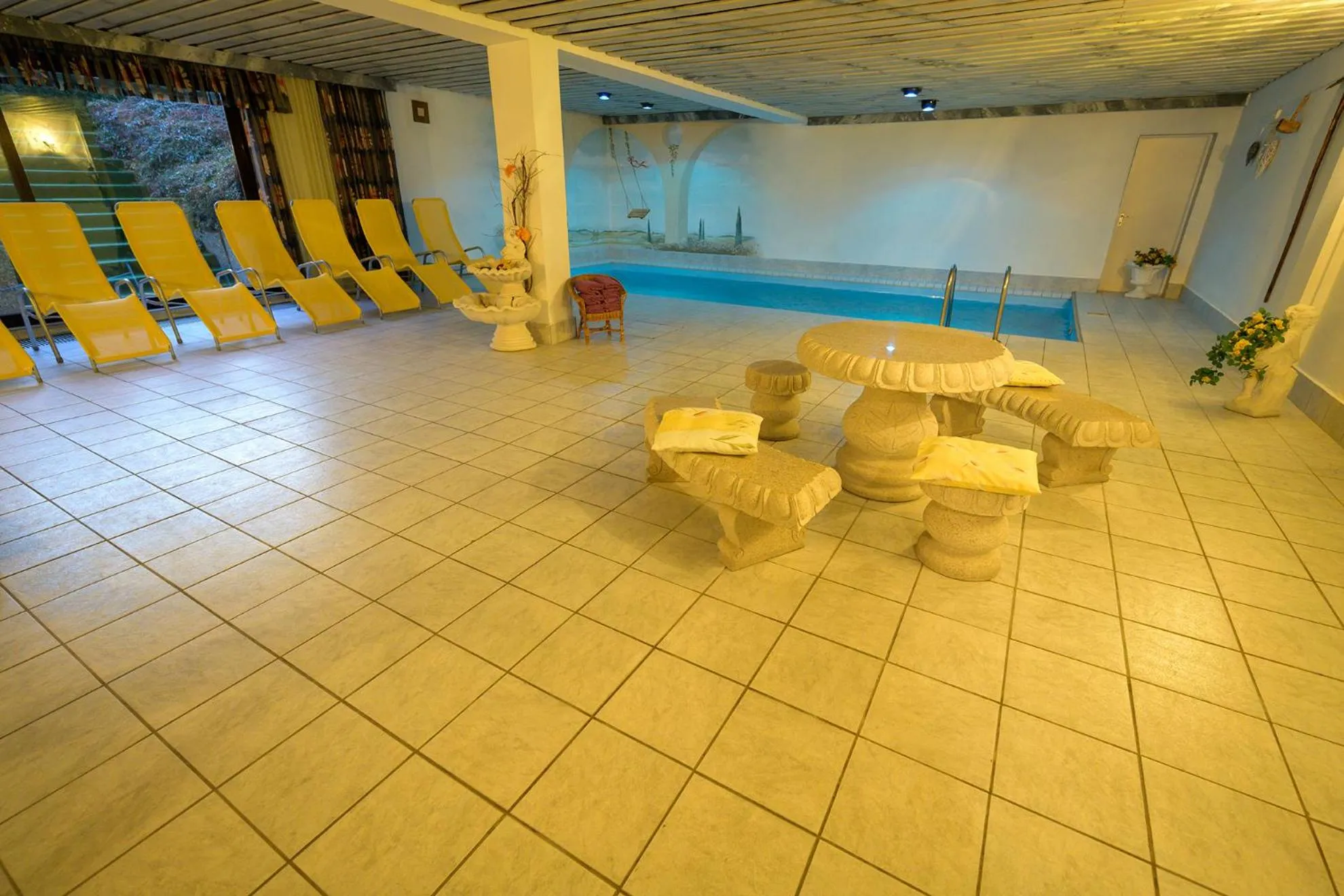 Swimming pool in Appartement Pavillon