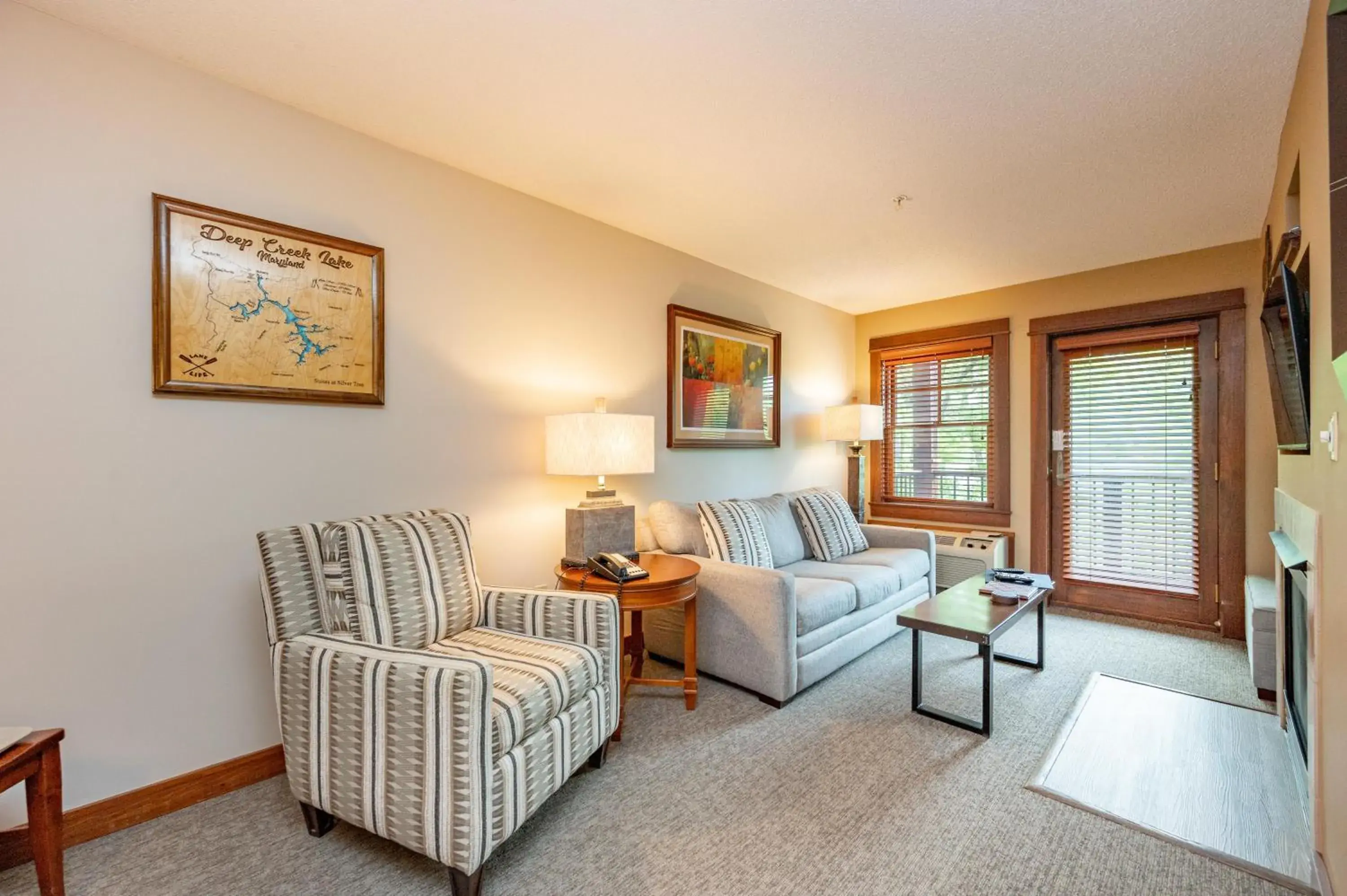 B205 One Bedroom Lake View B205 One Bedroom Lake View