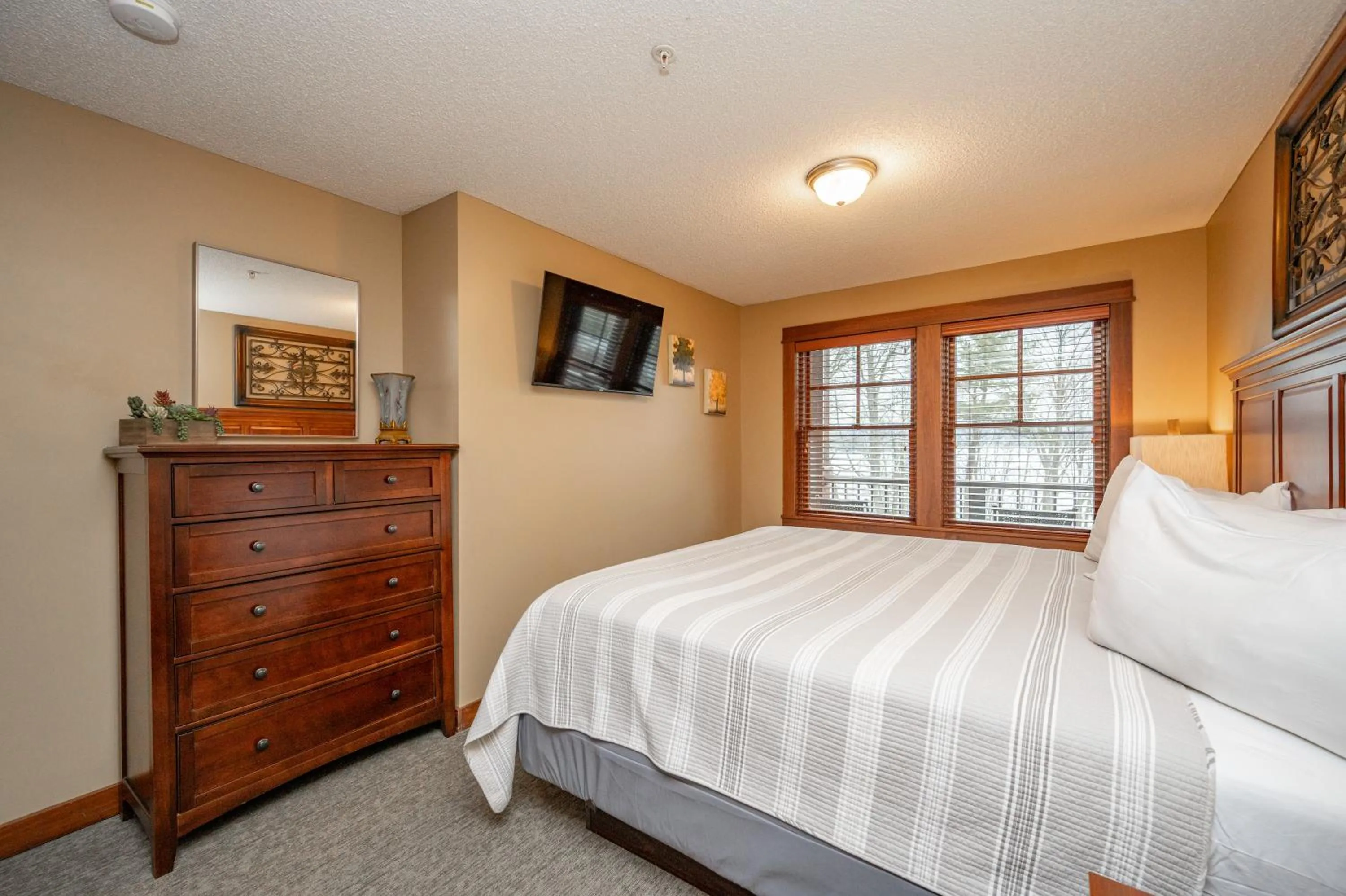 Bed in B205 One Bedroom Lake View