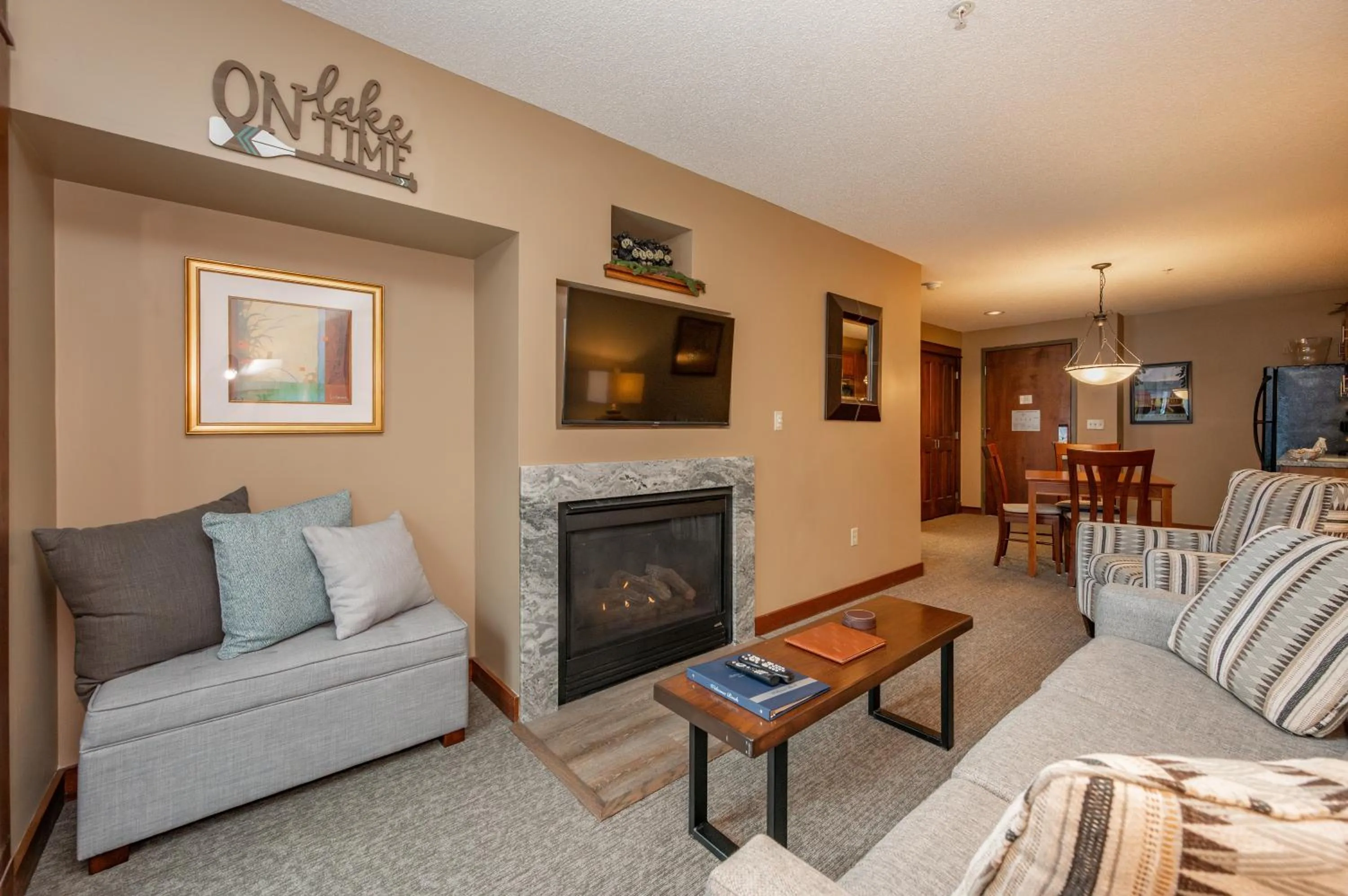 B205 One Bedroom Lake View