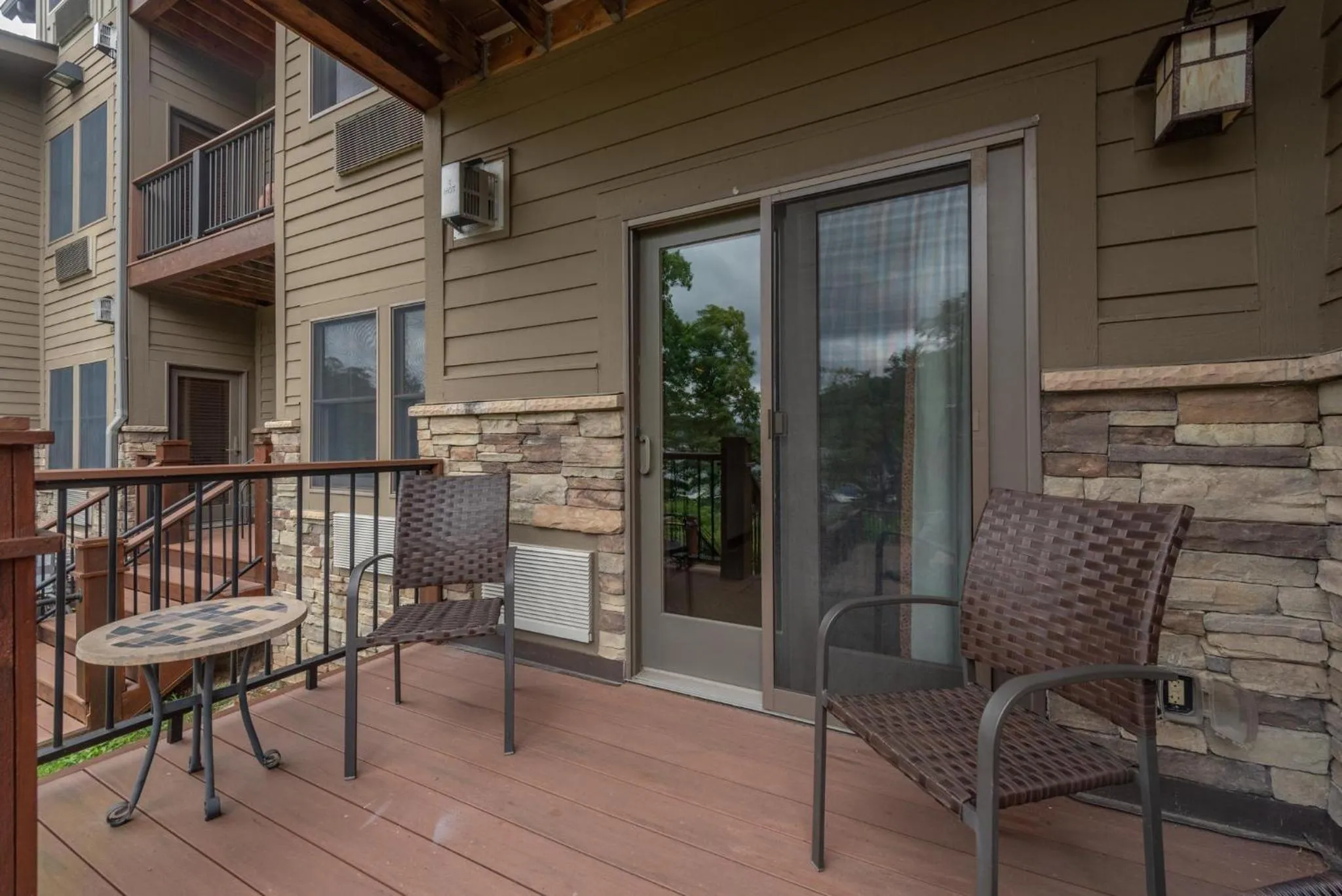 A117 One Bedroom Lake View