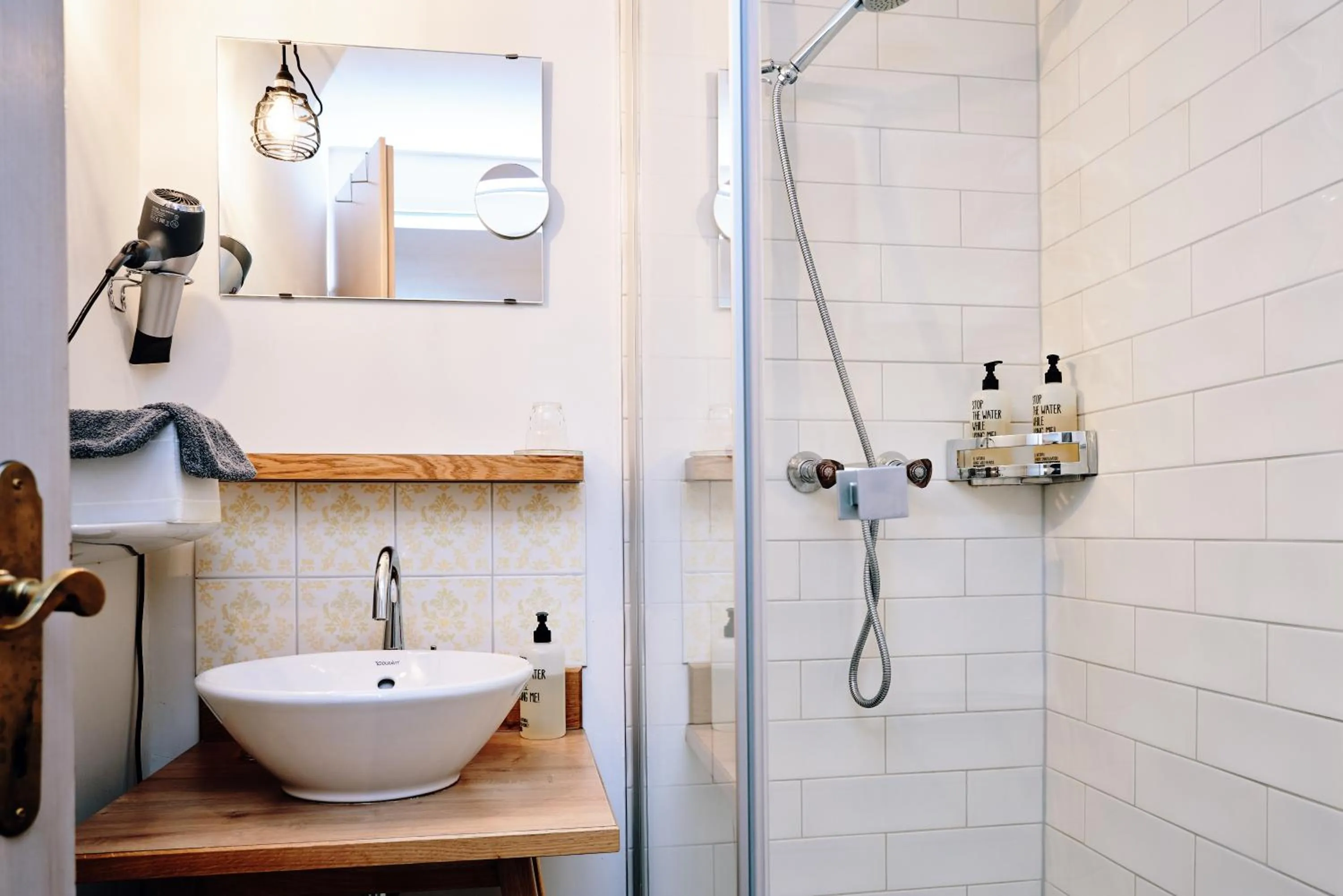 Shower in Der Tannenhof