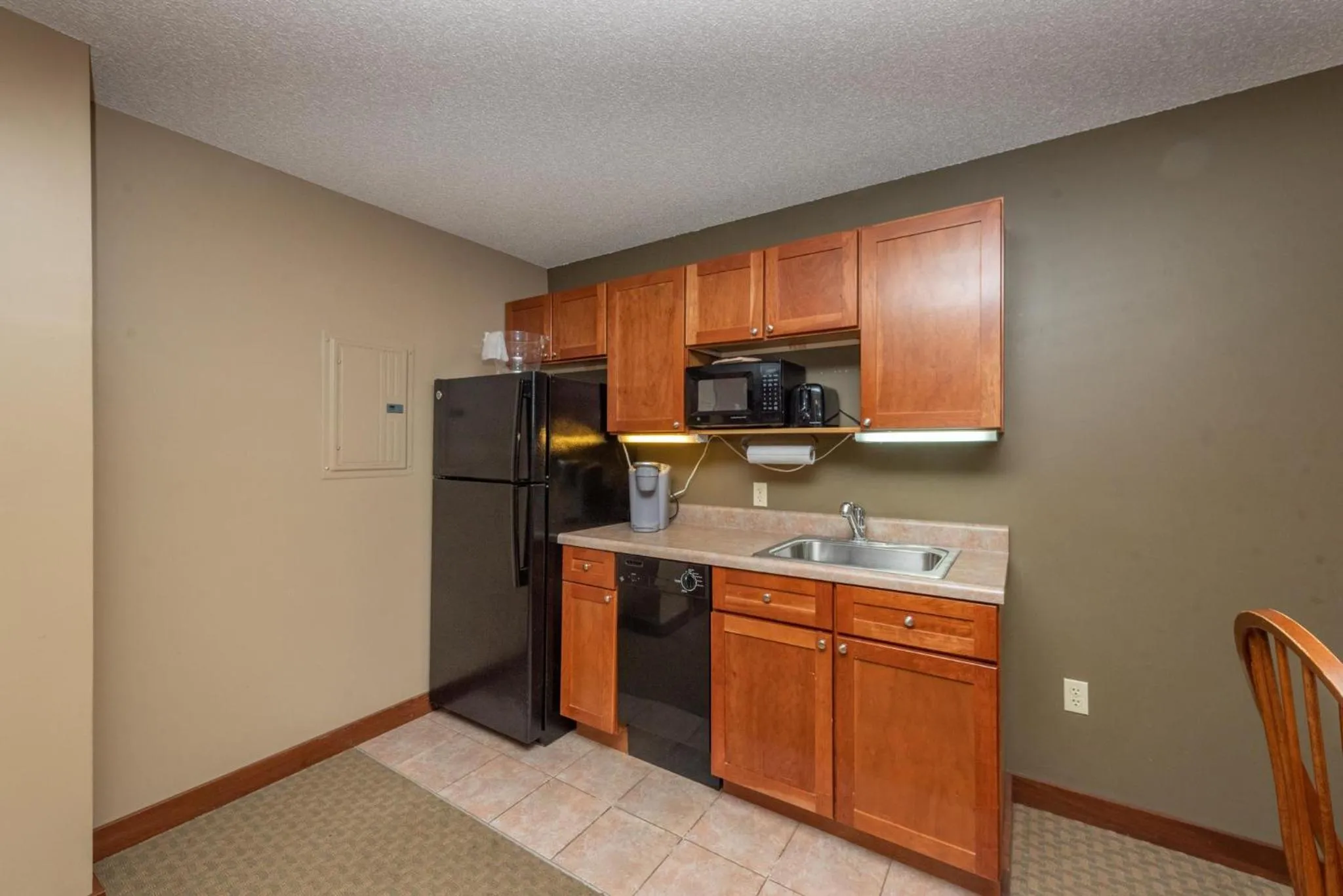 A121 One Bedroom Lake View