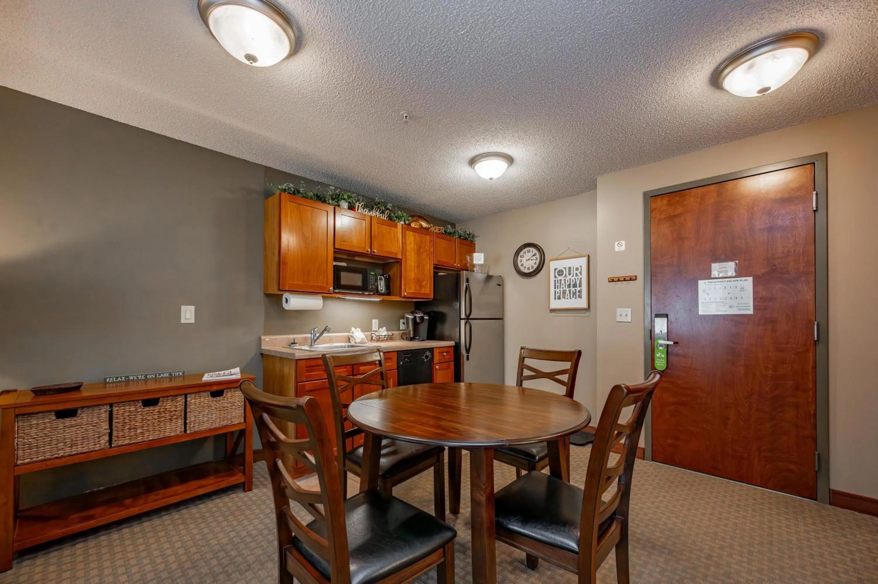 A206 One Bedroom Standard View