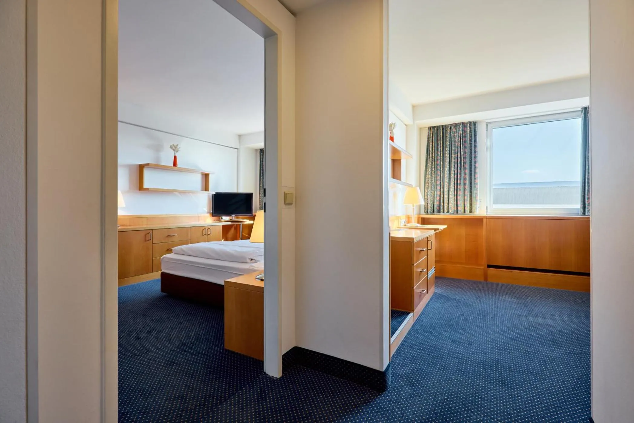 Bedroom, Bed in Hotel Strudlhof Vienna