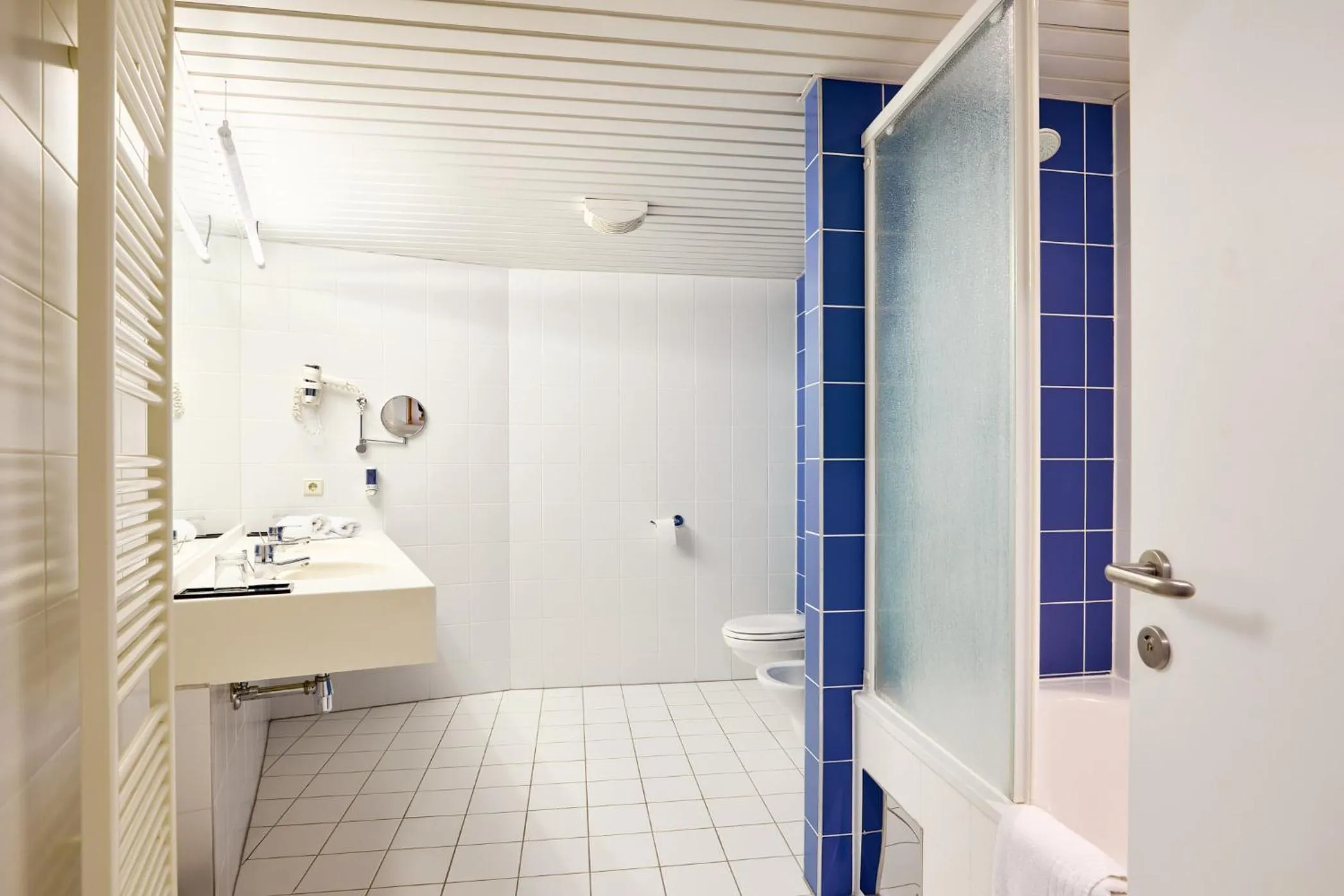 Bathroom in Hotel Strudlhof Vienna