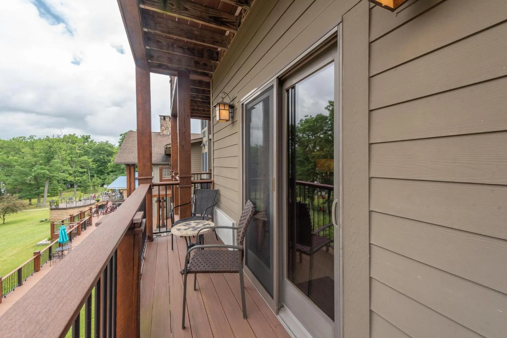 A209 Studio Lake View