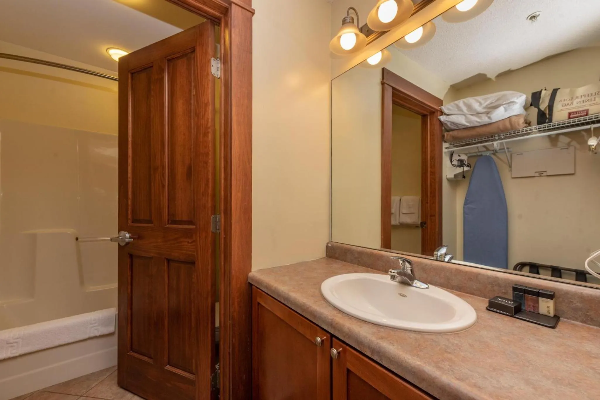 A216 Studio Standard View