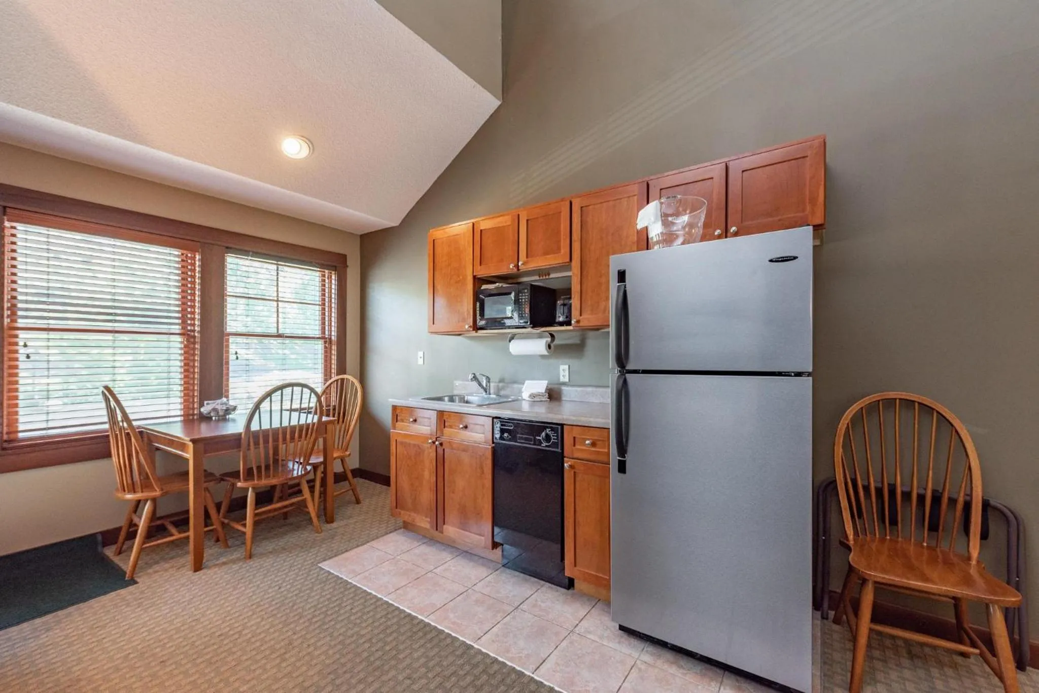 A304 Studio & Loft Standard View