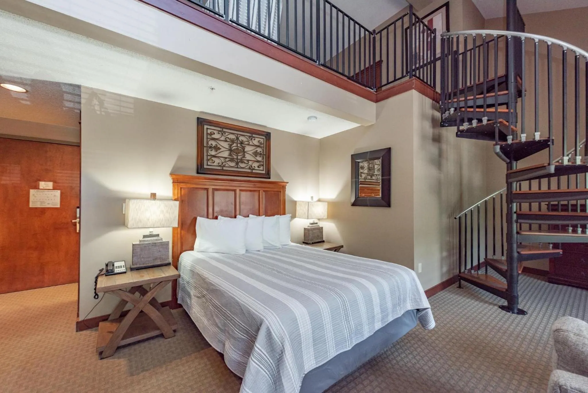 Bed in A304 Studio & Loft Standard View