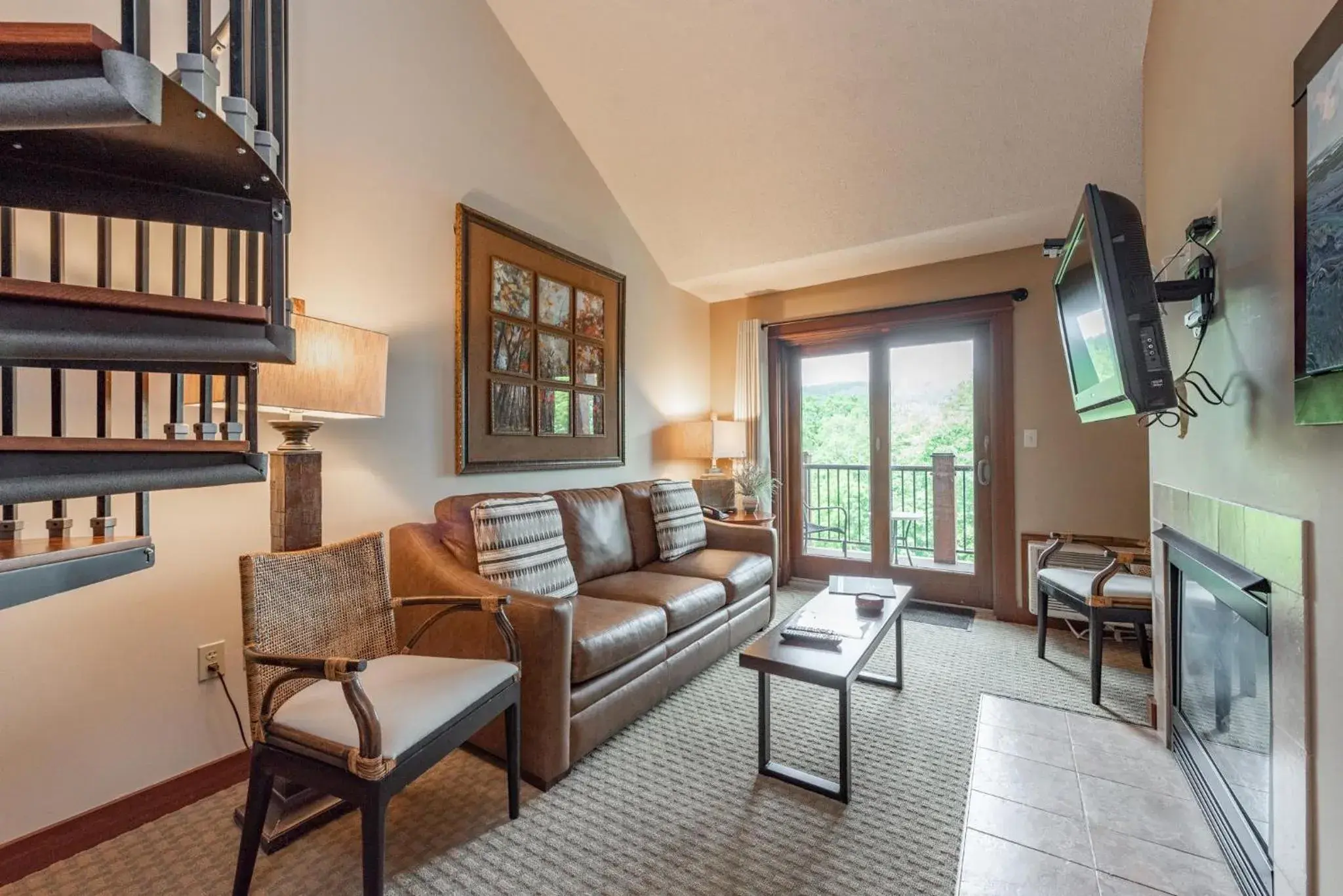 A307 One Bedroom & Loft Lake View A307 One Bedroom & Loft Lake View