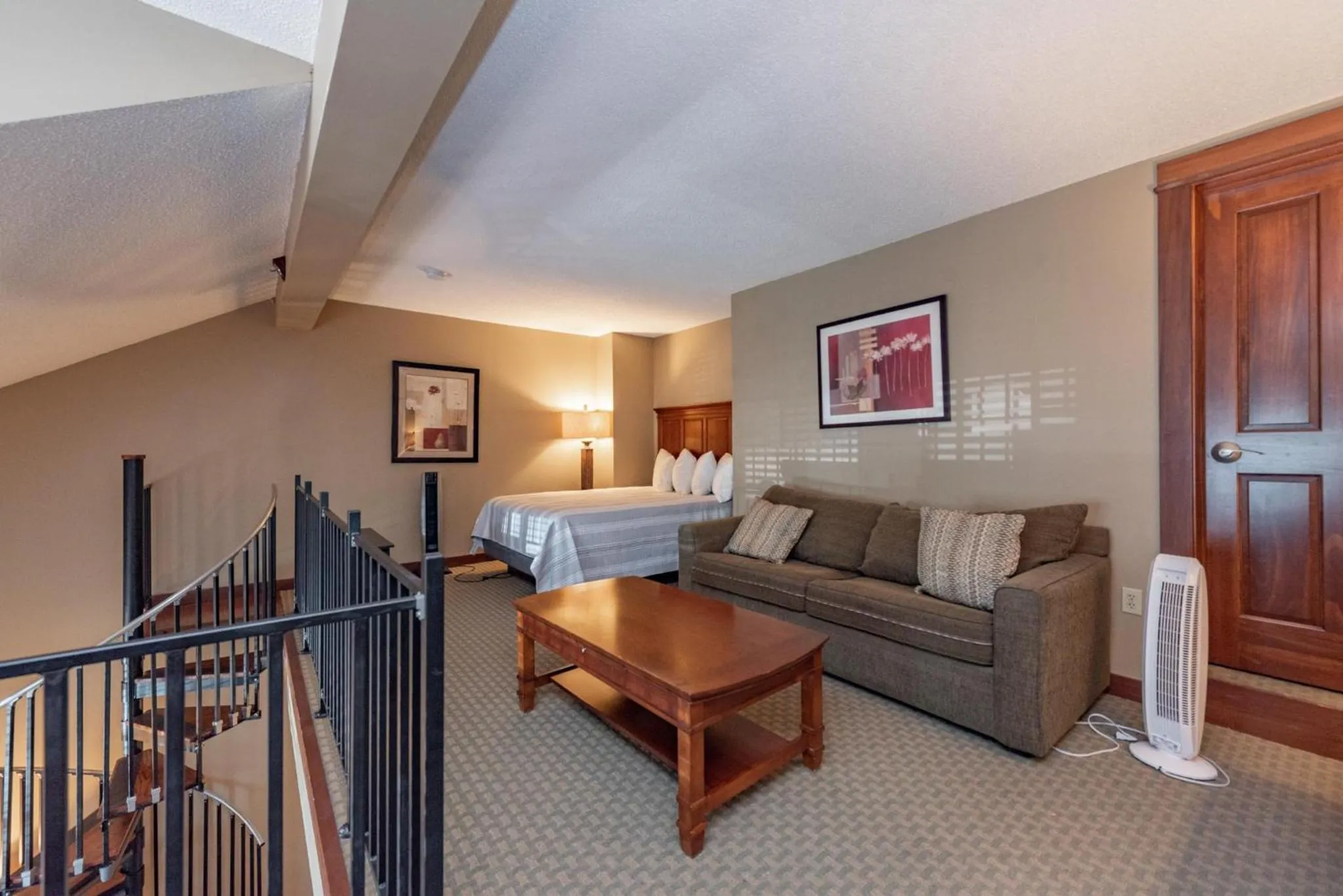 Bed in A308 Studio & Loft Standard View