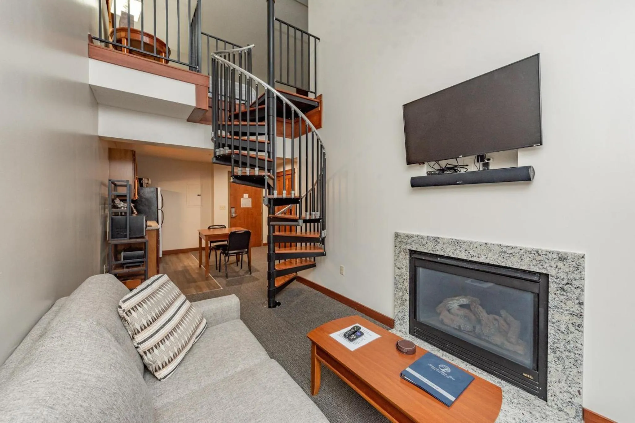 A312 One Bedroom & Loft Standard View