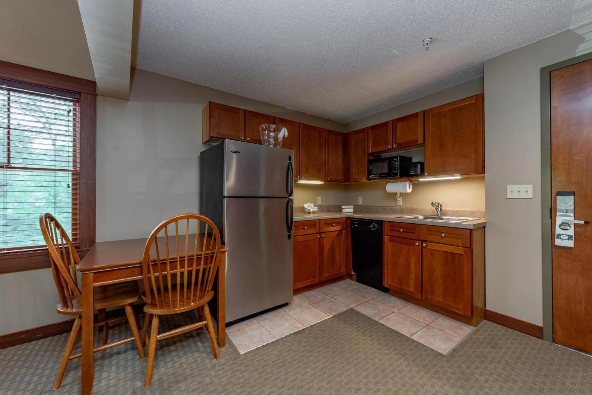 A318 One Bedroom & Loft Standard View