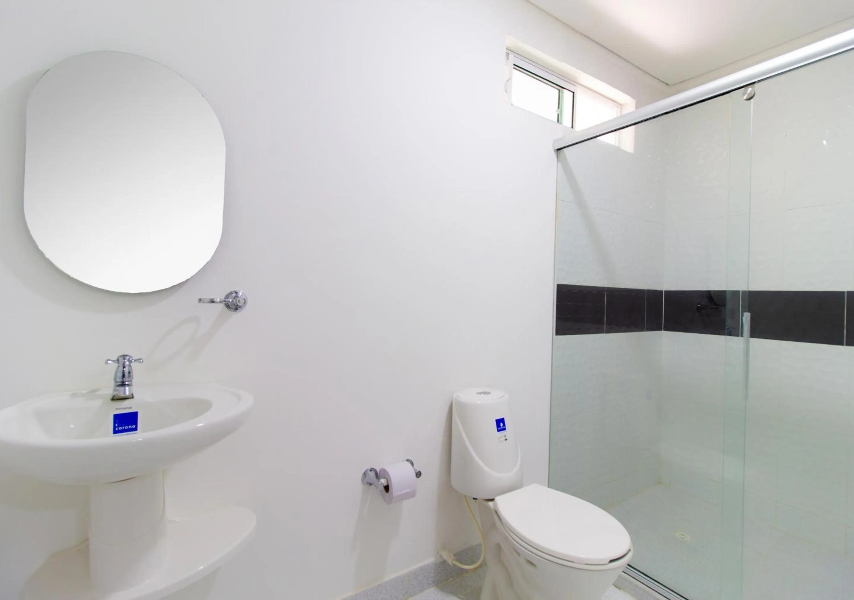 Bathroom in Playa Norte Hotel