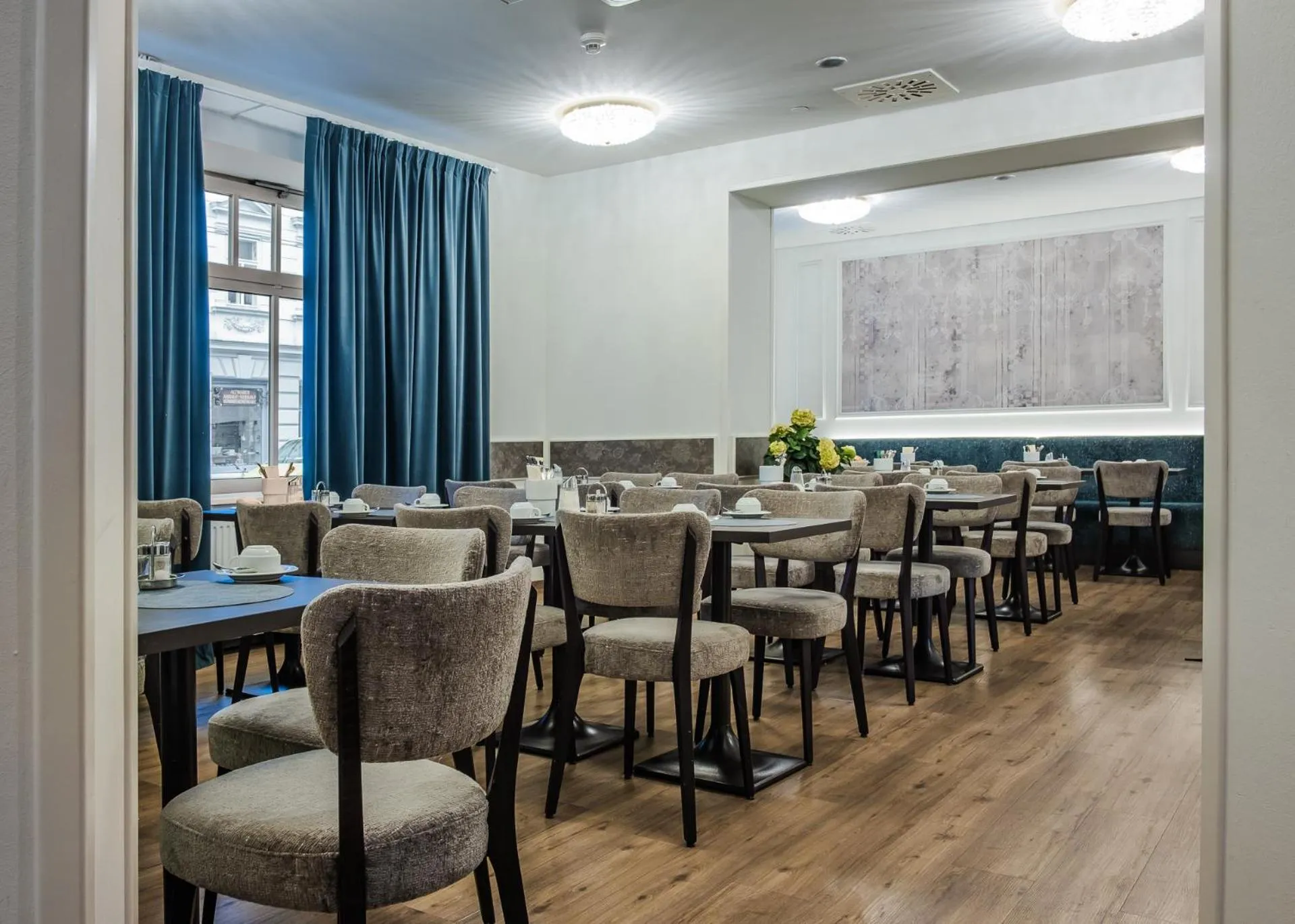 Breakfast in Theater Hotel Salzburg