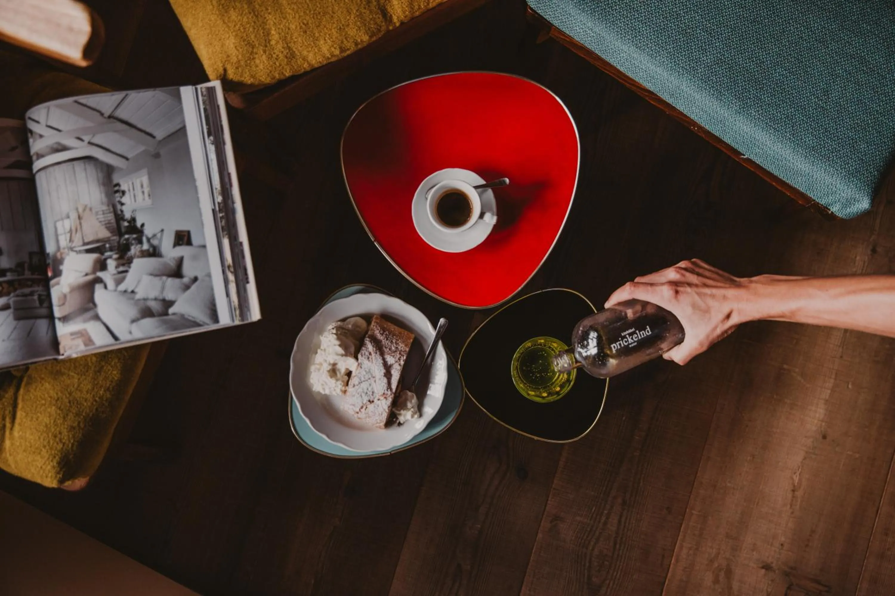 Spring in SEEBICHL haus am see Designhotel Kitzbühel