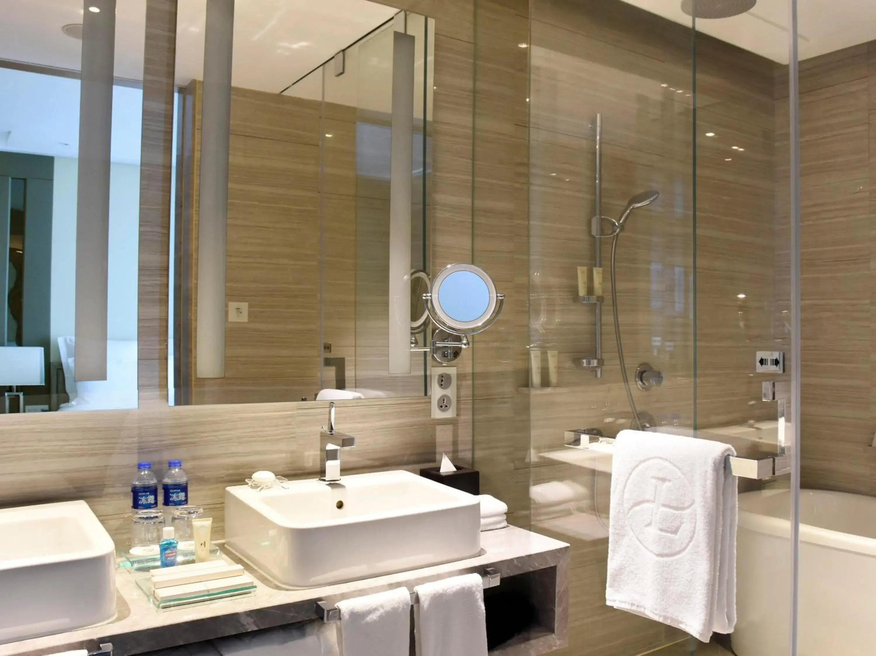 Club Executive King Room in Langham Place Guangzhou Club Executive King Room in Langham Place Guangzhou