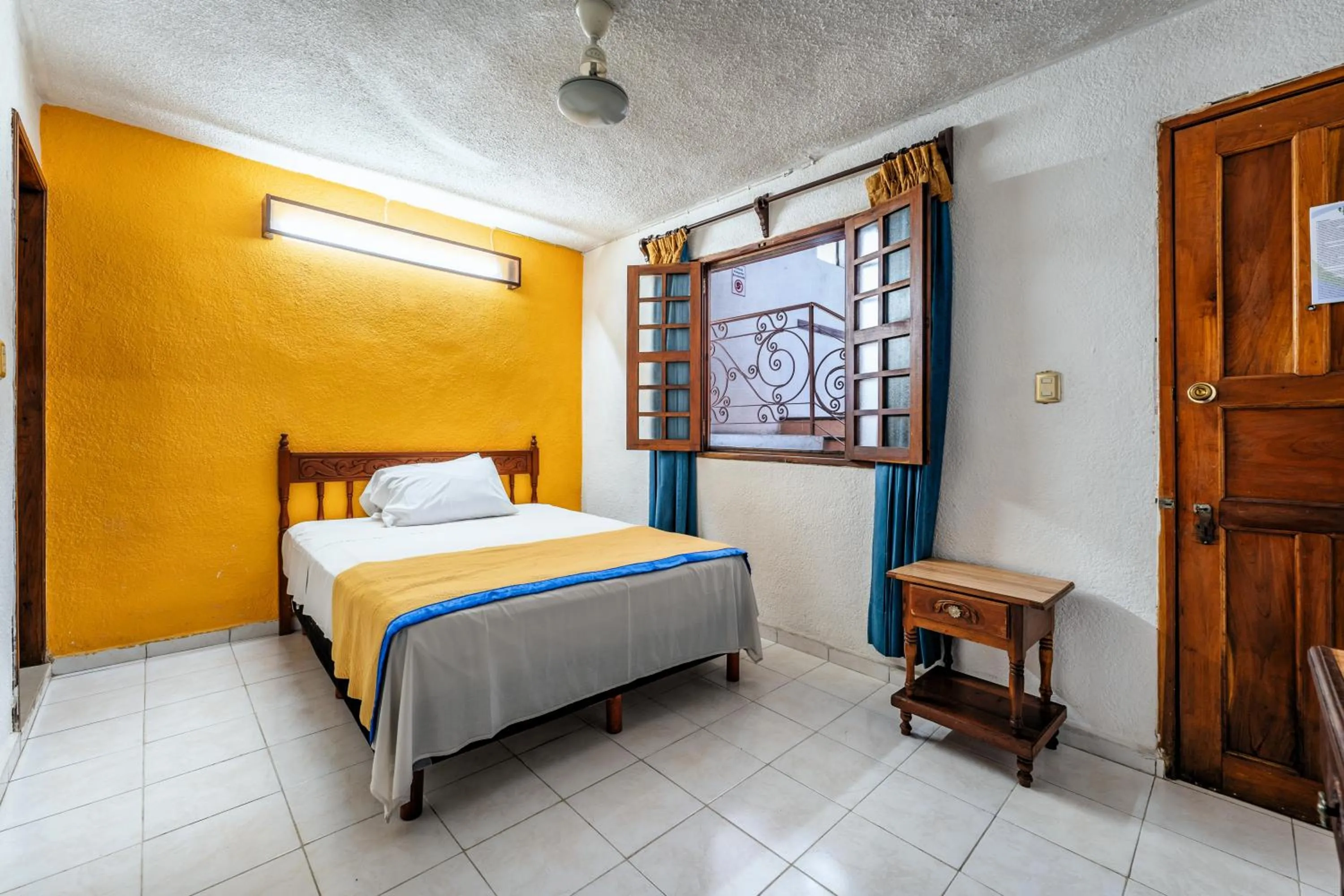 Photo of the whole room, Bed in Hotel Santa Lucía