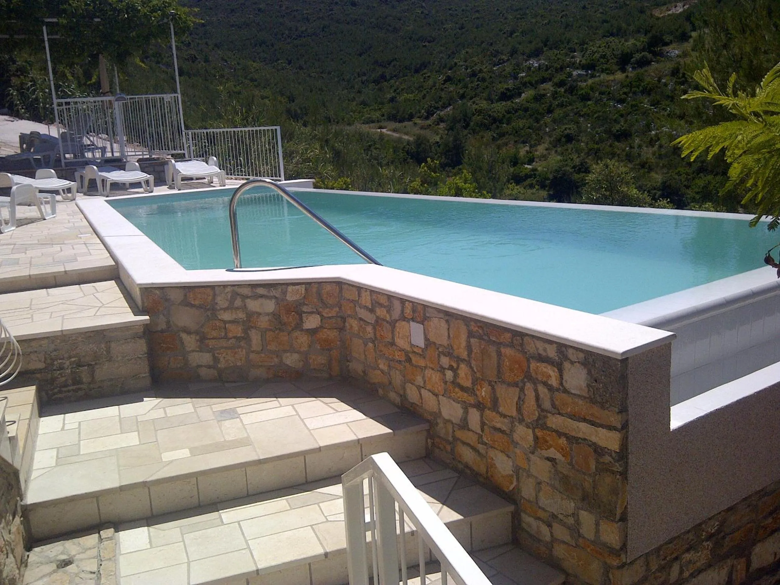 Day in Apartments Villa Sonia & Teo Hvar