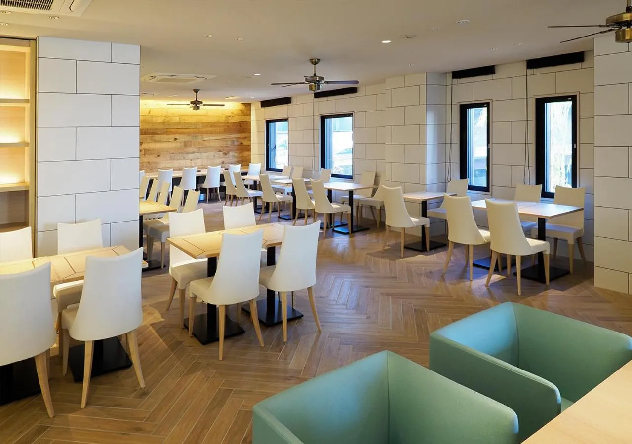 Restaurant/places to eat in Far East Village Hotel Yokohama