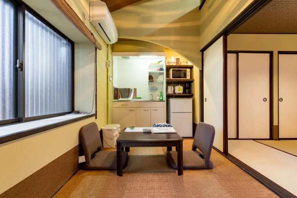 Living room in 三十三間堂近くのカノンハウス Kanon House