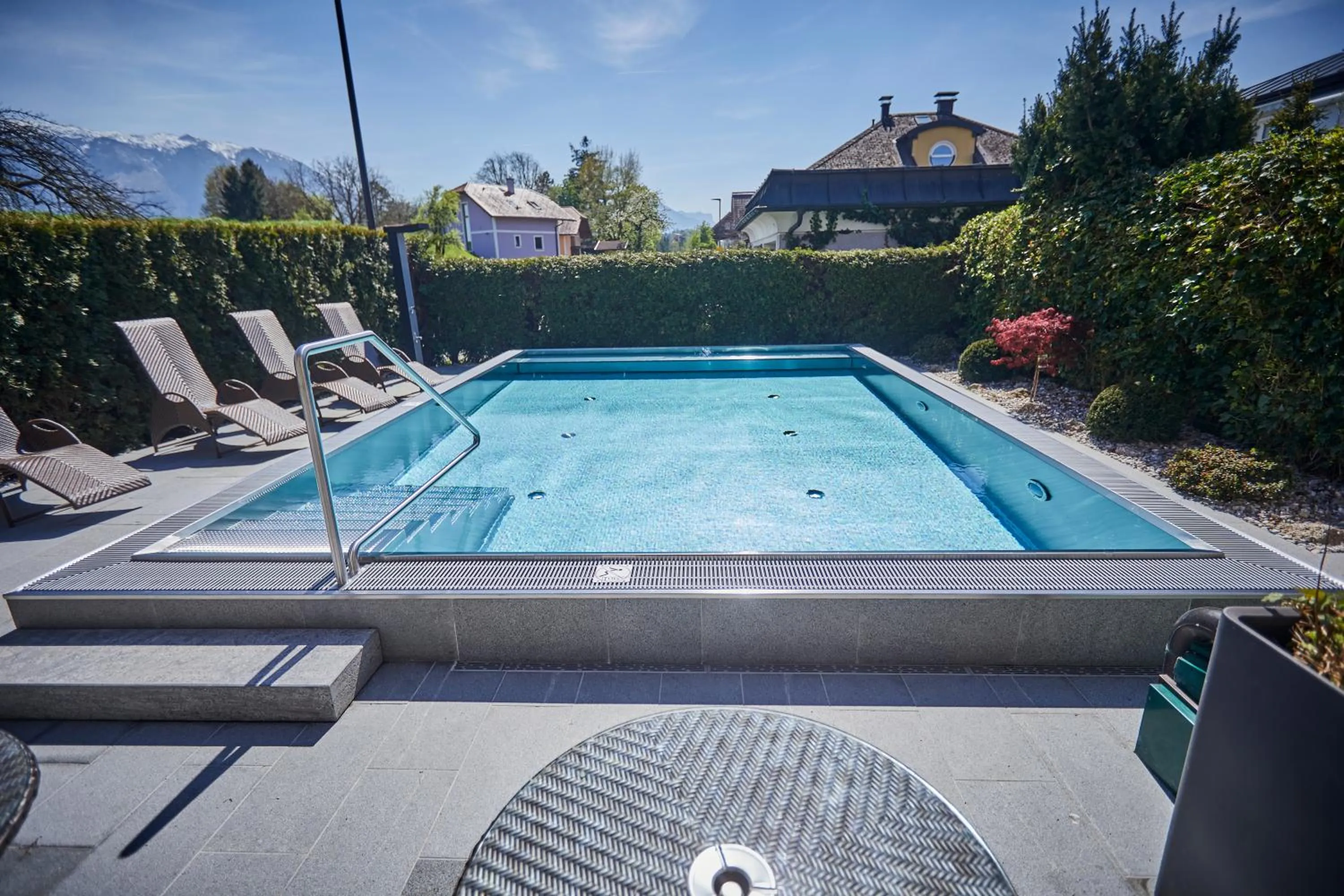 Swimming pool in Hotel Gabi