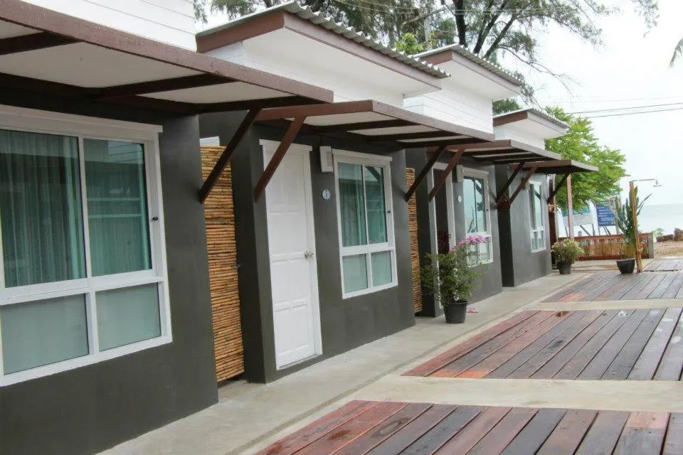 Facade/entrance in Baantalaywhan Resort