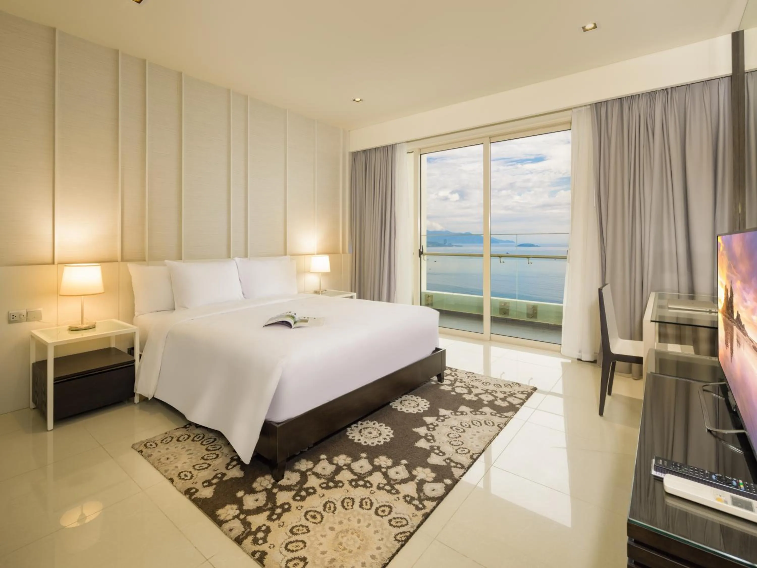 Bed in The Costa Nha Trang Residences