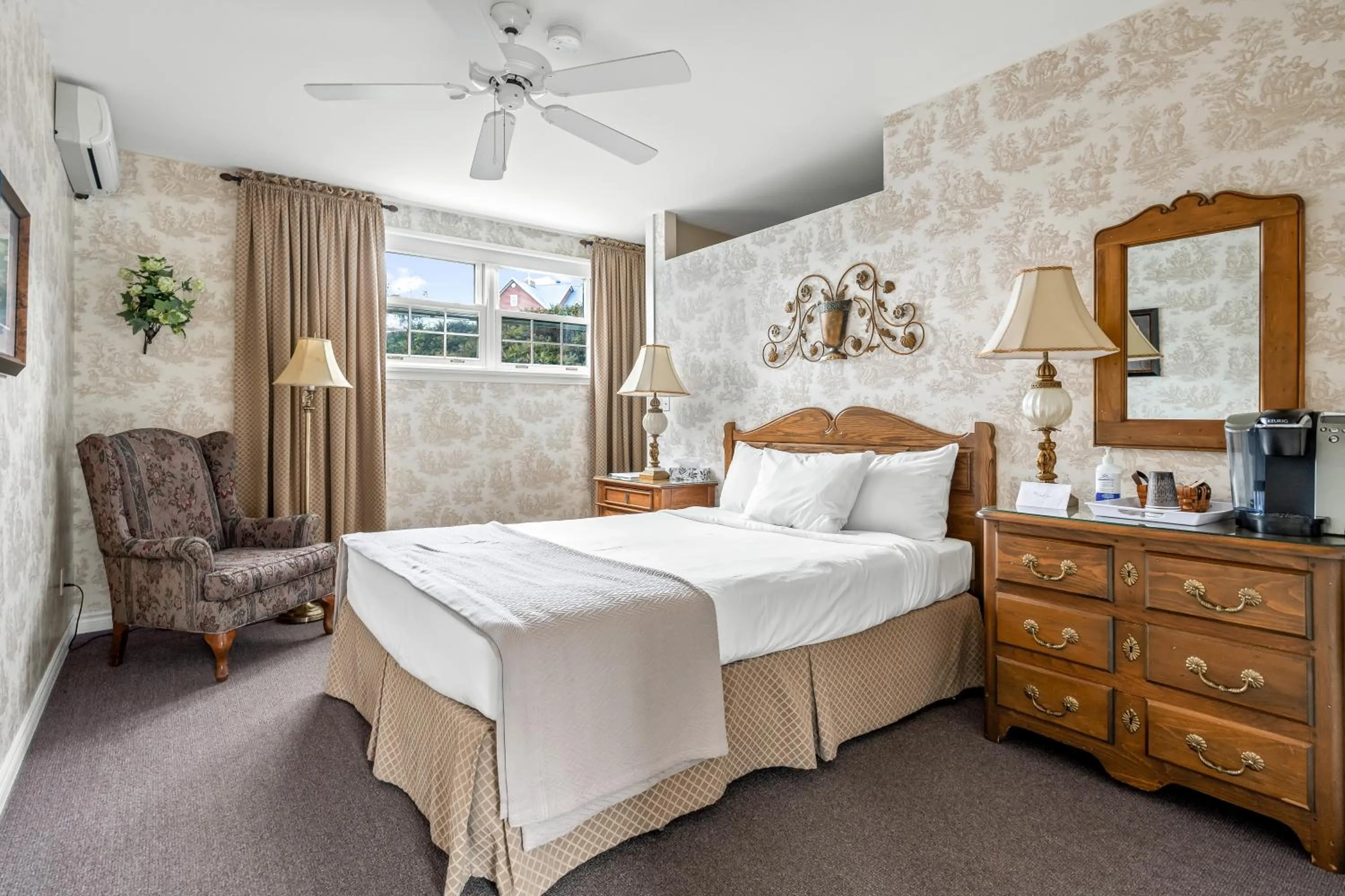 Bed in Auberge Le Tricorne