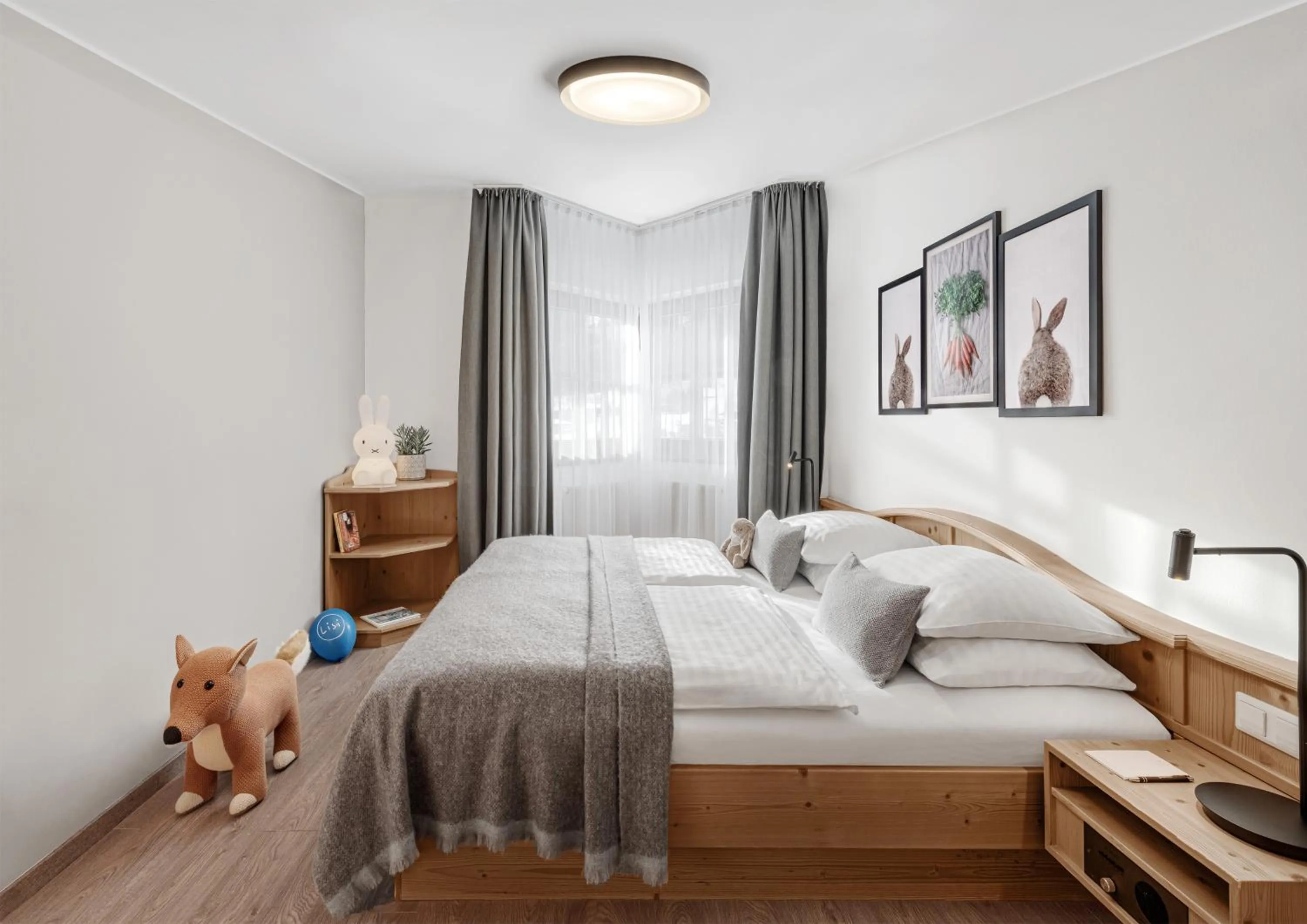 Bedroom, Bed in Lisi Family Hotel