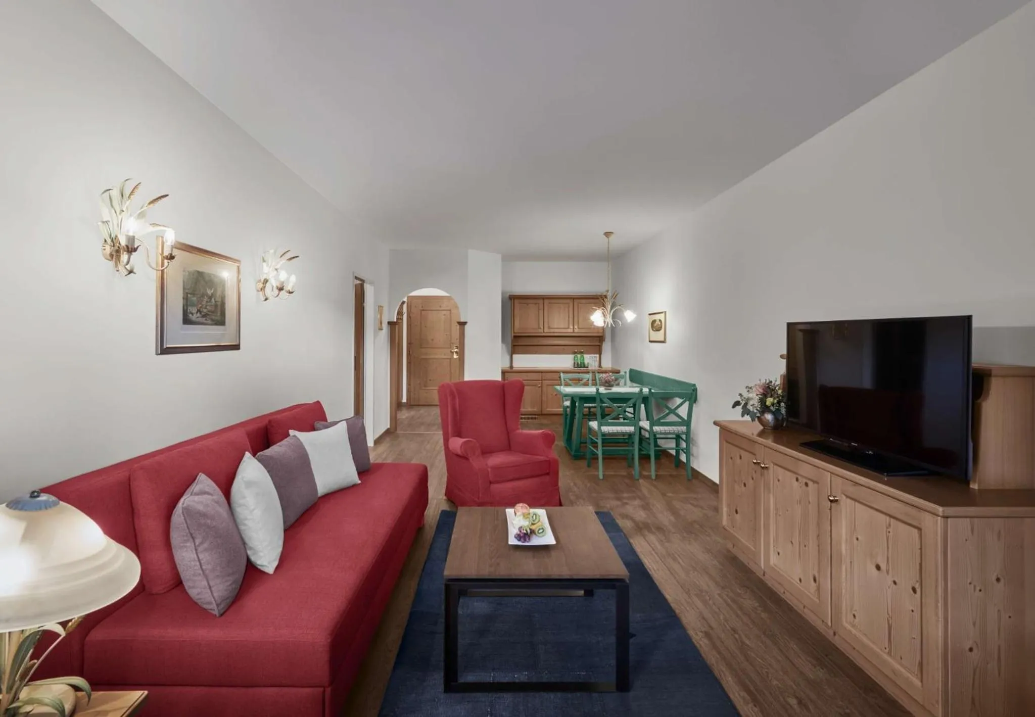 Photo of the whole room in Lisi Family Hotel