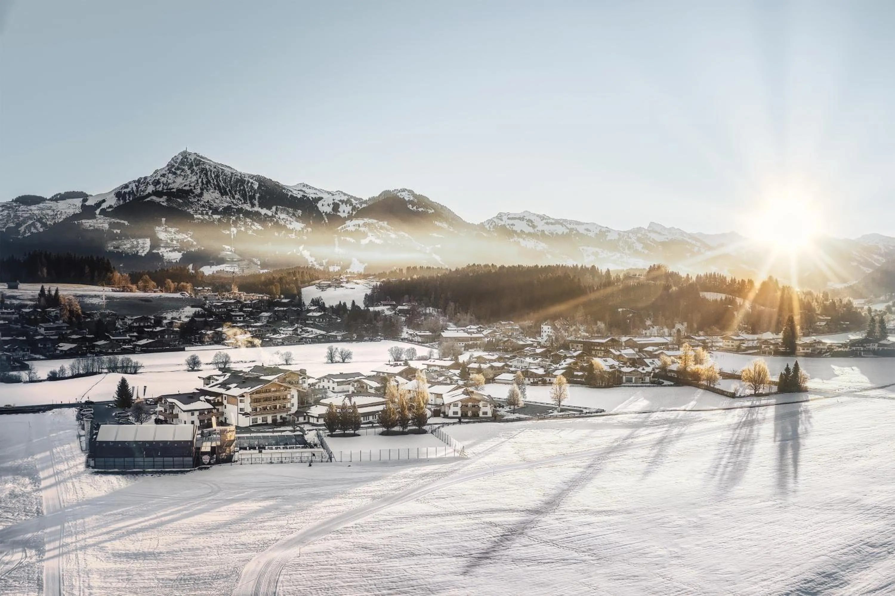 Property building in Lisi Family Hotel