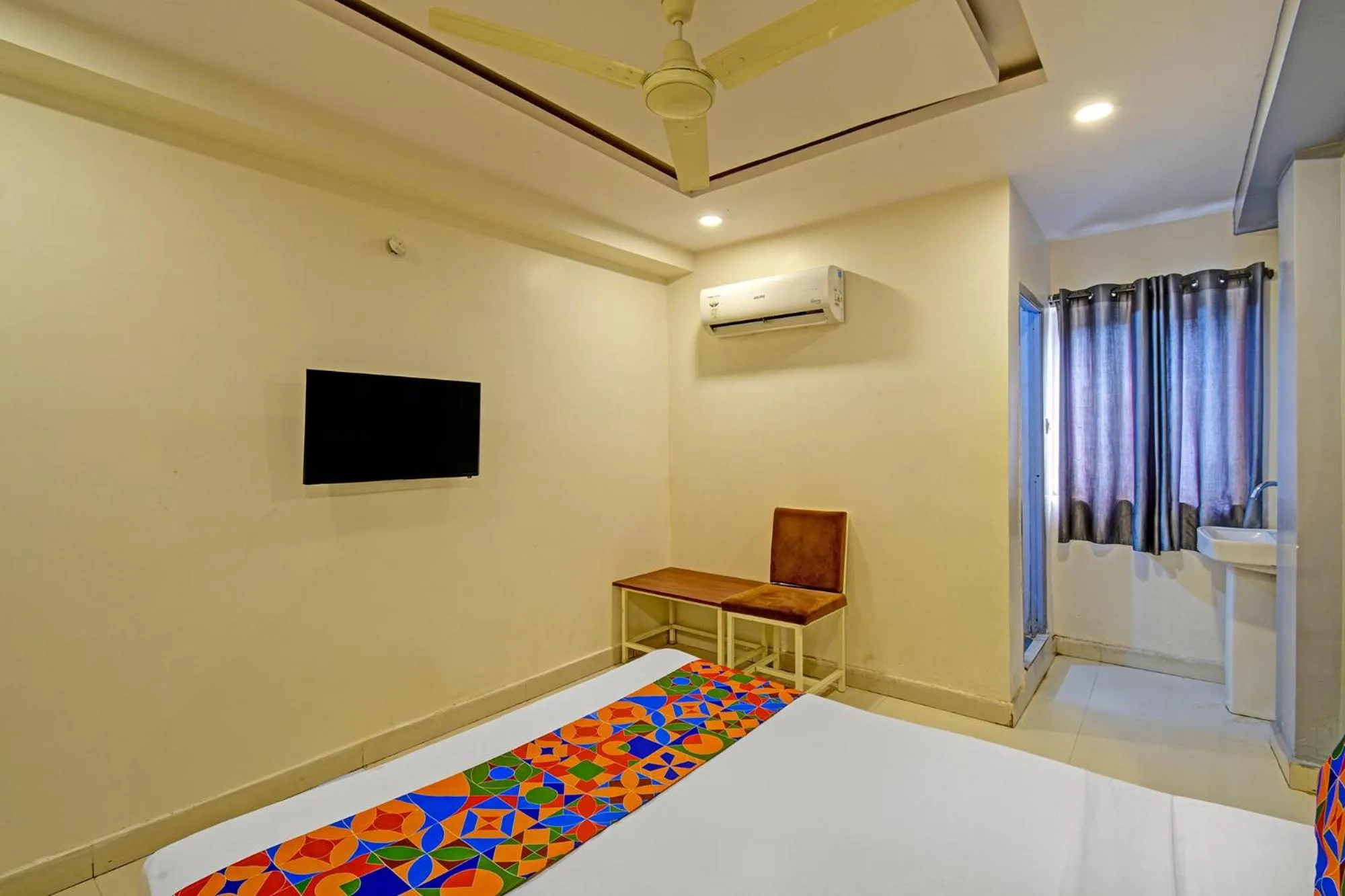Bed in FabHotel White Ridge LB Nagar