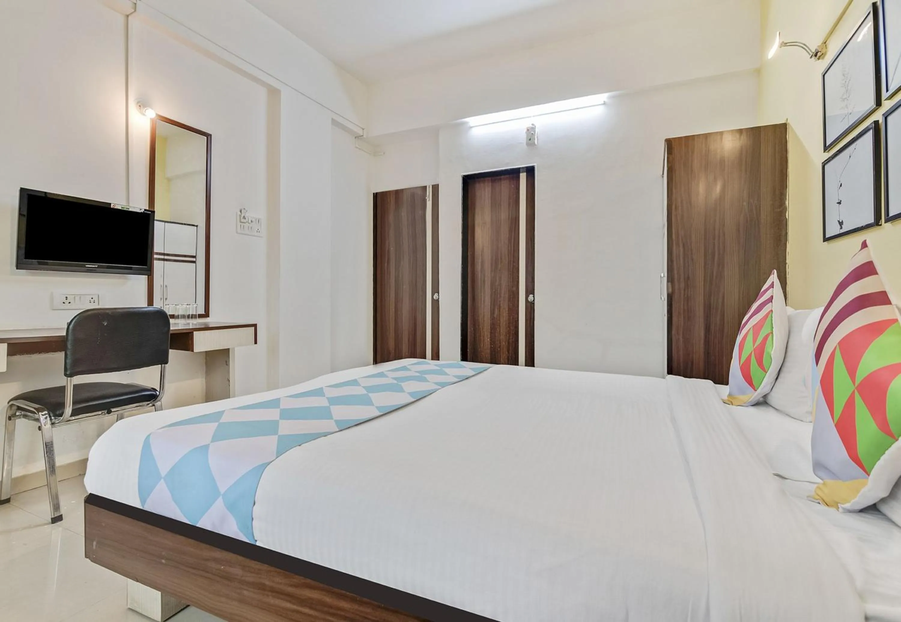 Bedroom, Bed in Super Hotel O Pioneer