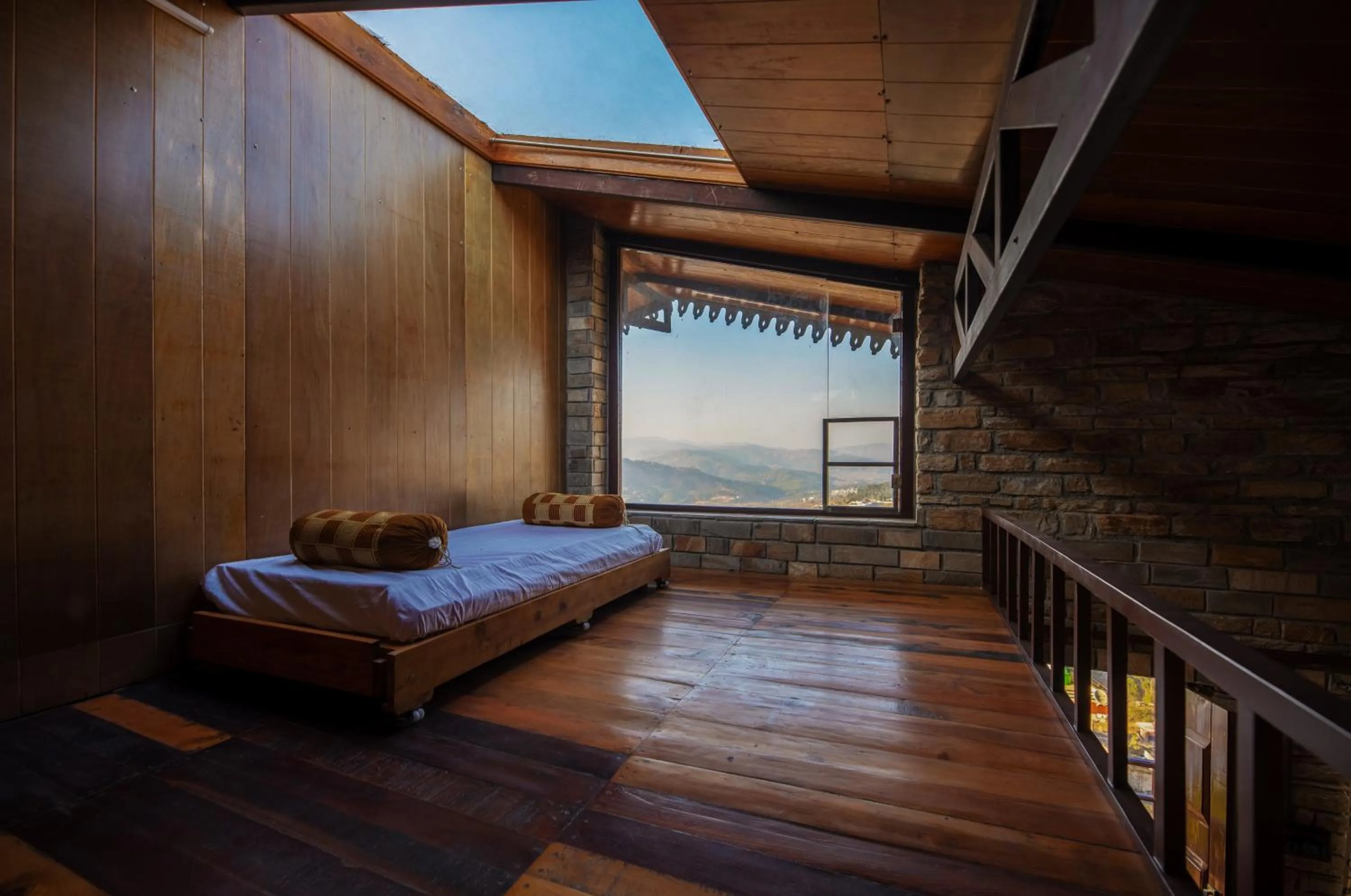 Other, Bed in BluSalzz Homes - The Himalayan Bungalow, Almora - Uttarakhand