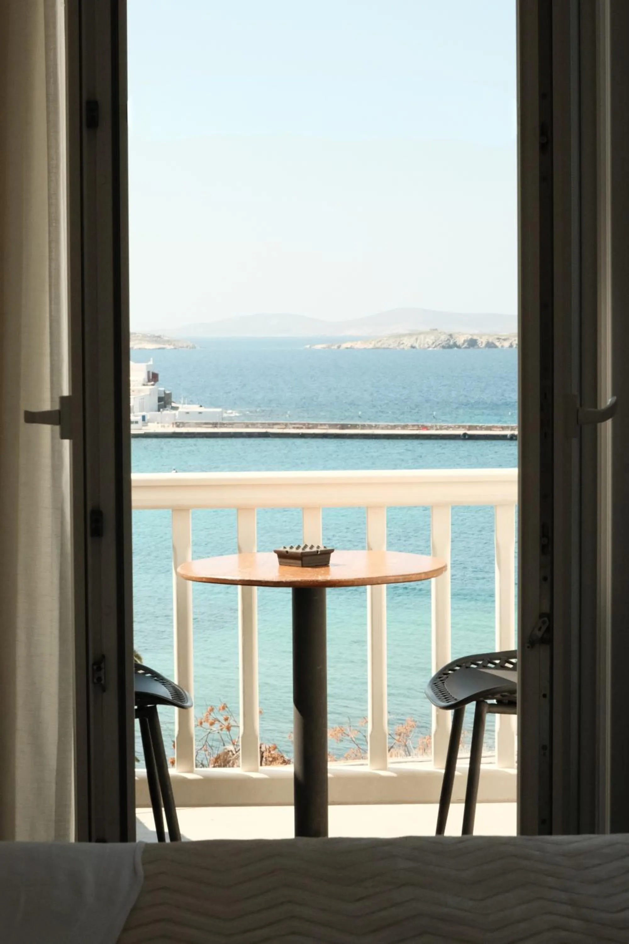 Yalos Hotel Sunset view Mykonos town private rooms